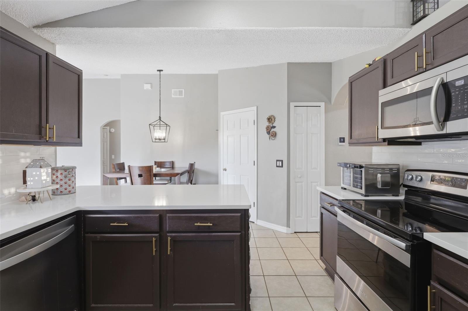 1648 GREGORY DR, DELTONA, FL, 32738