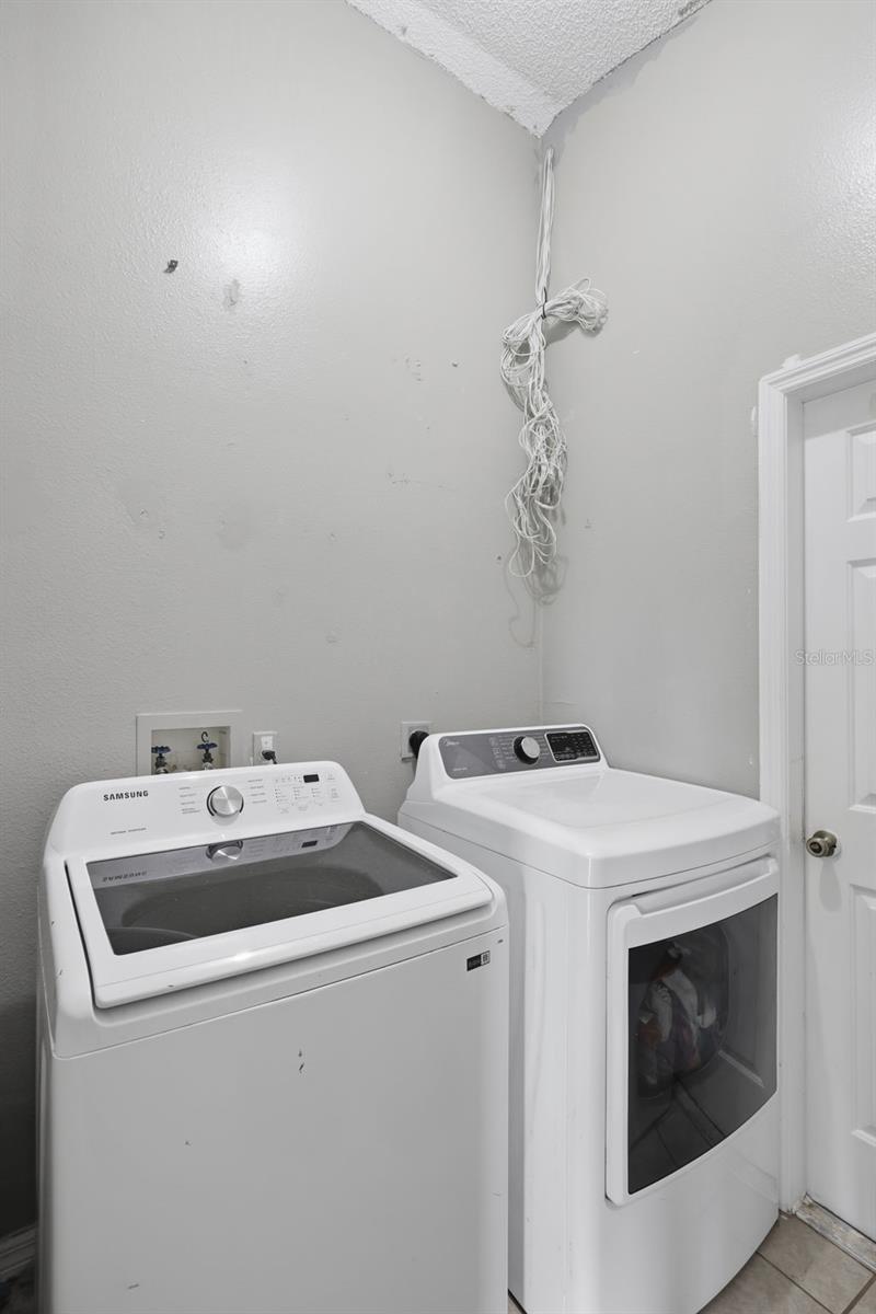 1648 GREGORY DR, DELTONA, FL, 32738