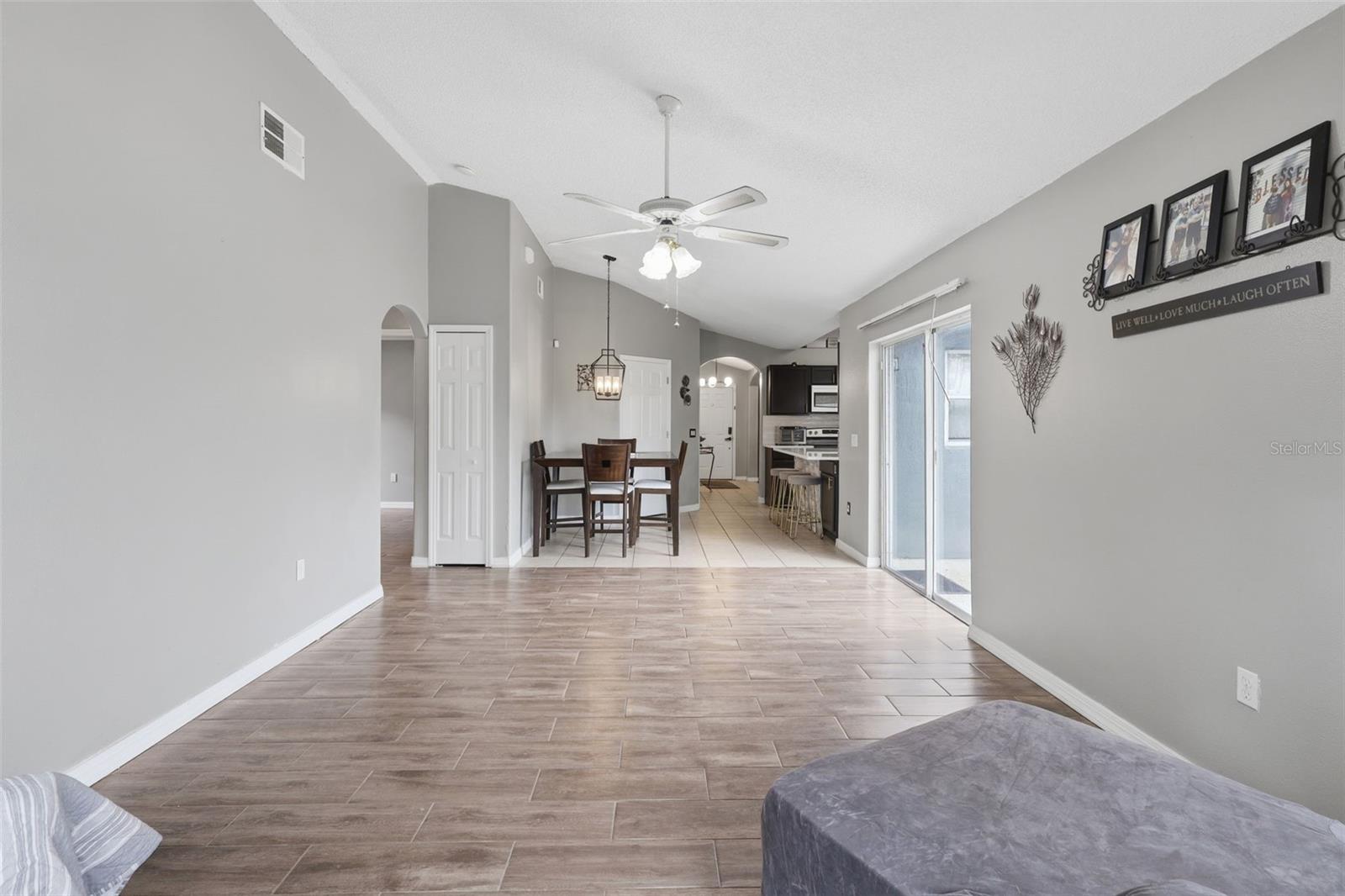 1648 GREGORY DR, DELTONA, FL, 32738