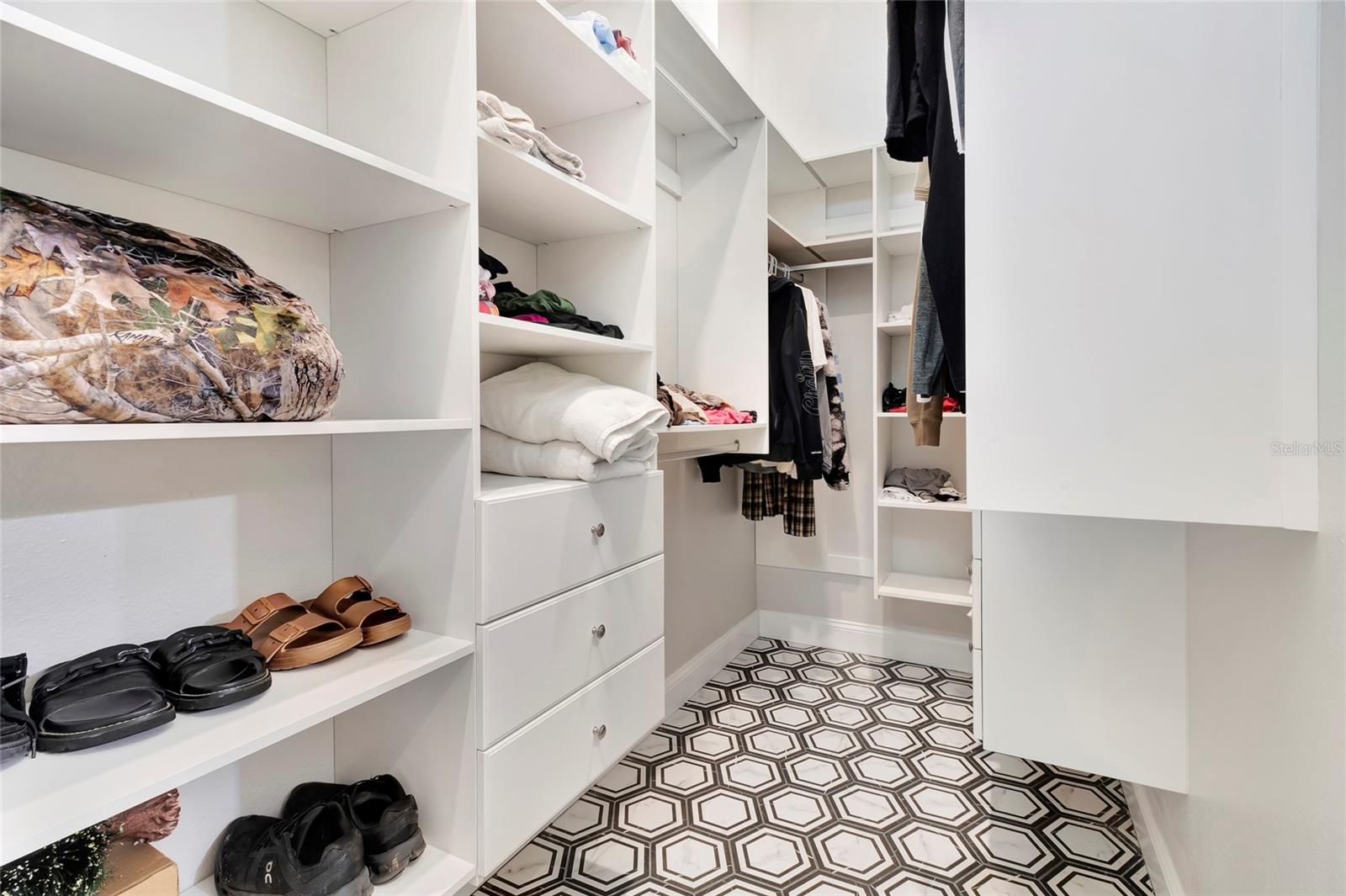 1215 LAKESHORE DR, EUSTIS, FL, 32726