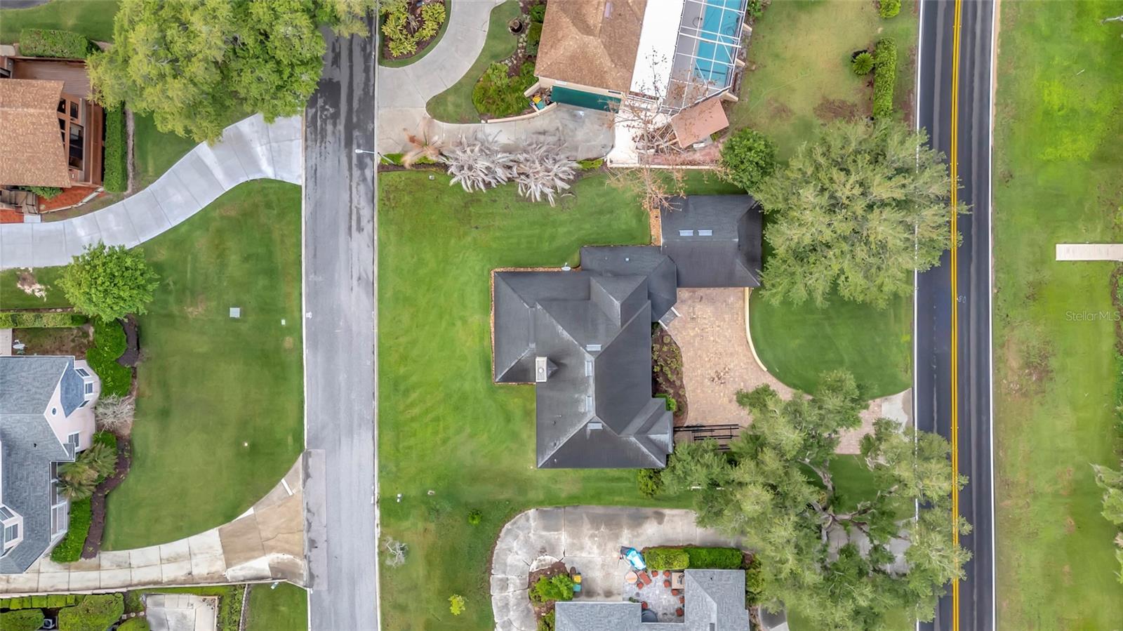 1215 LAKESHORE DR, EUSTIS, FL, 32726