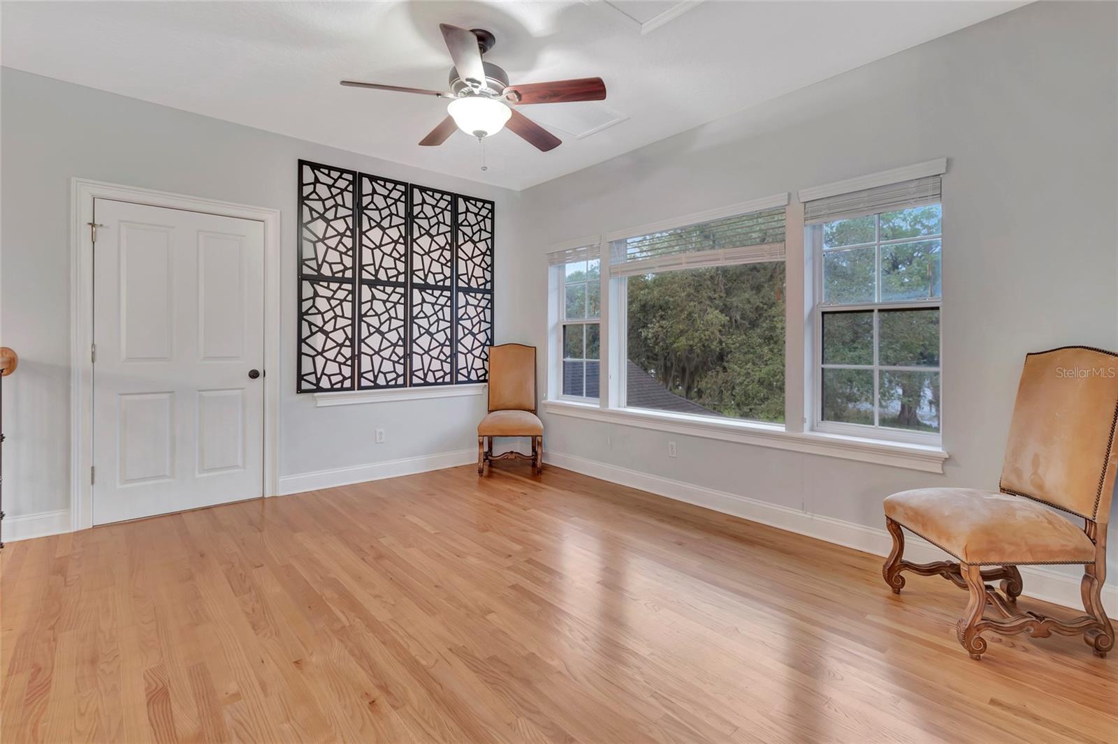 1215 LAKESHORE DR, EUSTIS, FL, 32726