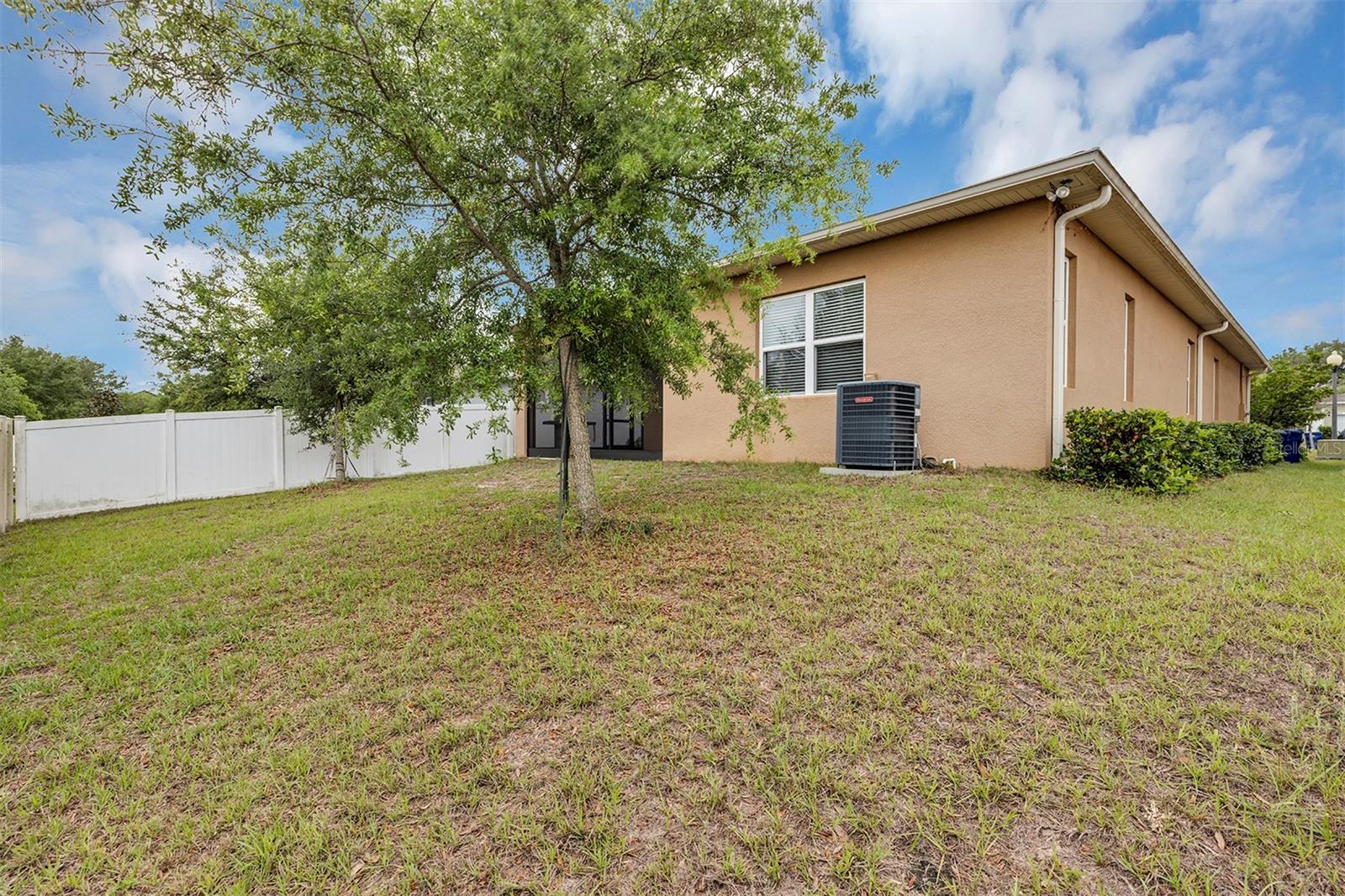 2012 SLOANS OUTLOOK DR, GROVELAND, FL, 34736