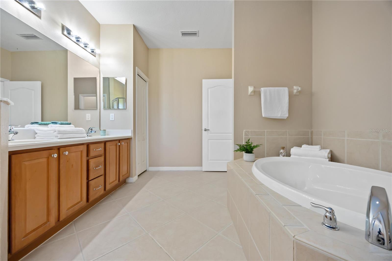8769 MONTEREY BAY LOOP, BRADENTON, FL, 34212