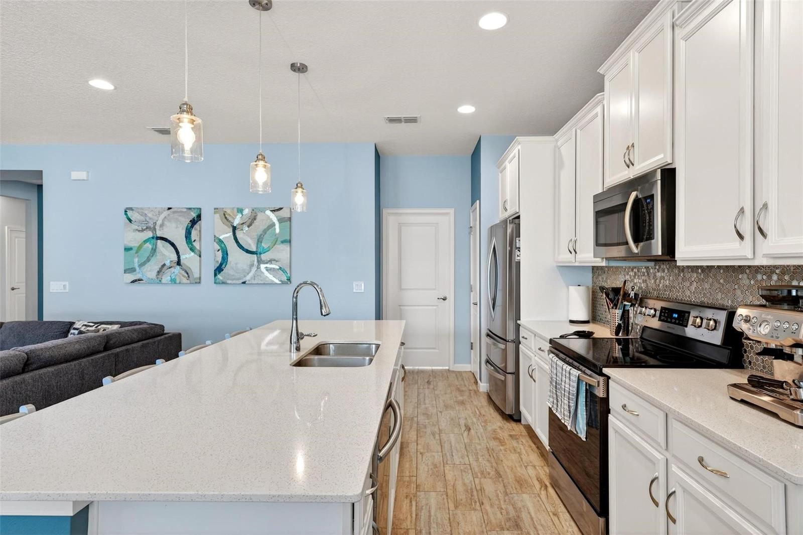 887 LADY BIRD LN, ORANGE CITY, FL, 32763