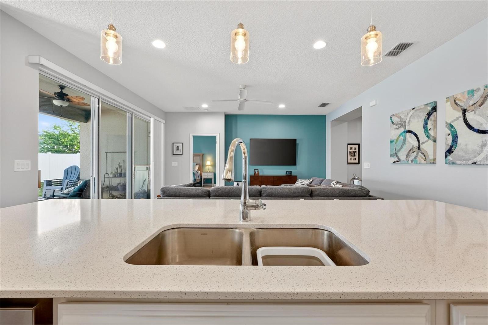 887 LADY BIRD LN, ORANGE CITY, FL, 32763