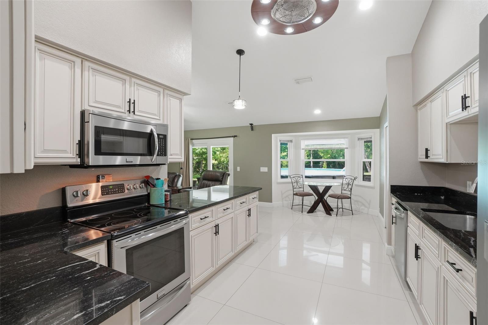 130 E BAHAMA RD, WINTER SPRINGS, FL, 32708