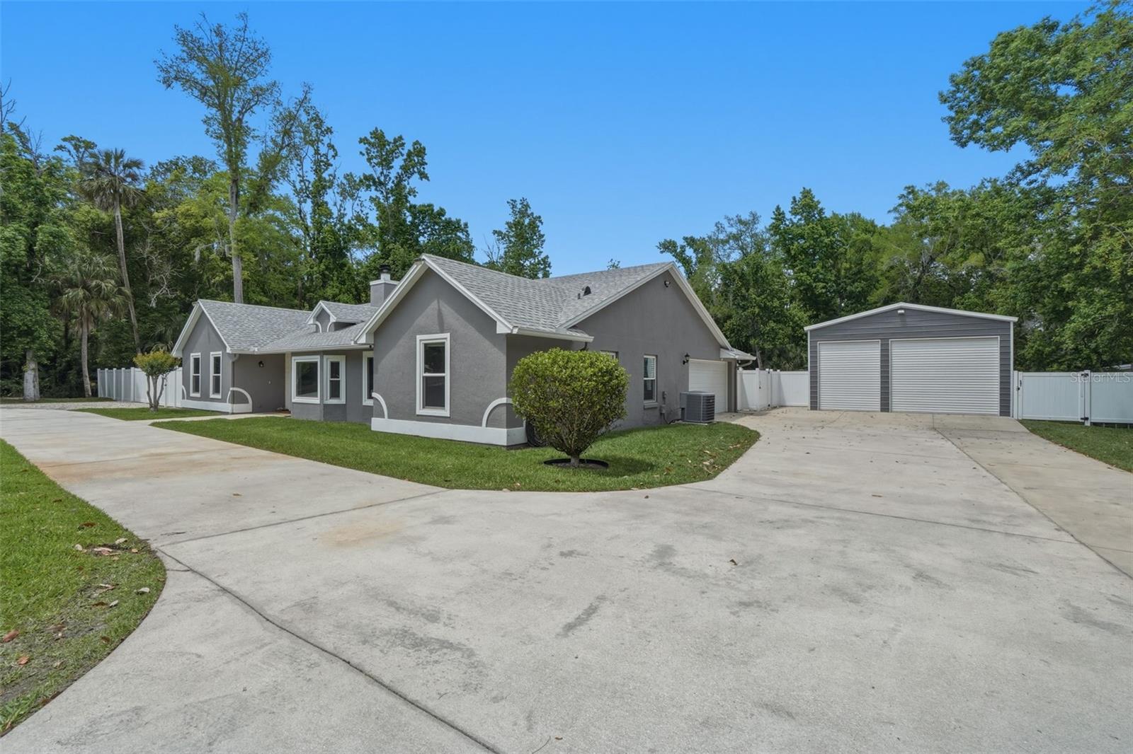 130 E BAHAMA RD, WINTER SPRINGS, FL, 32708