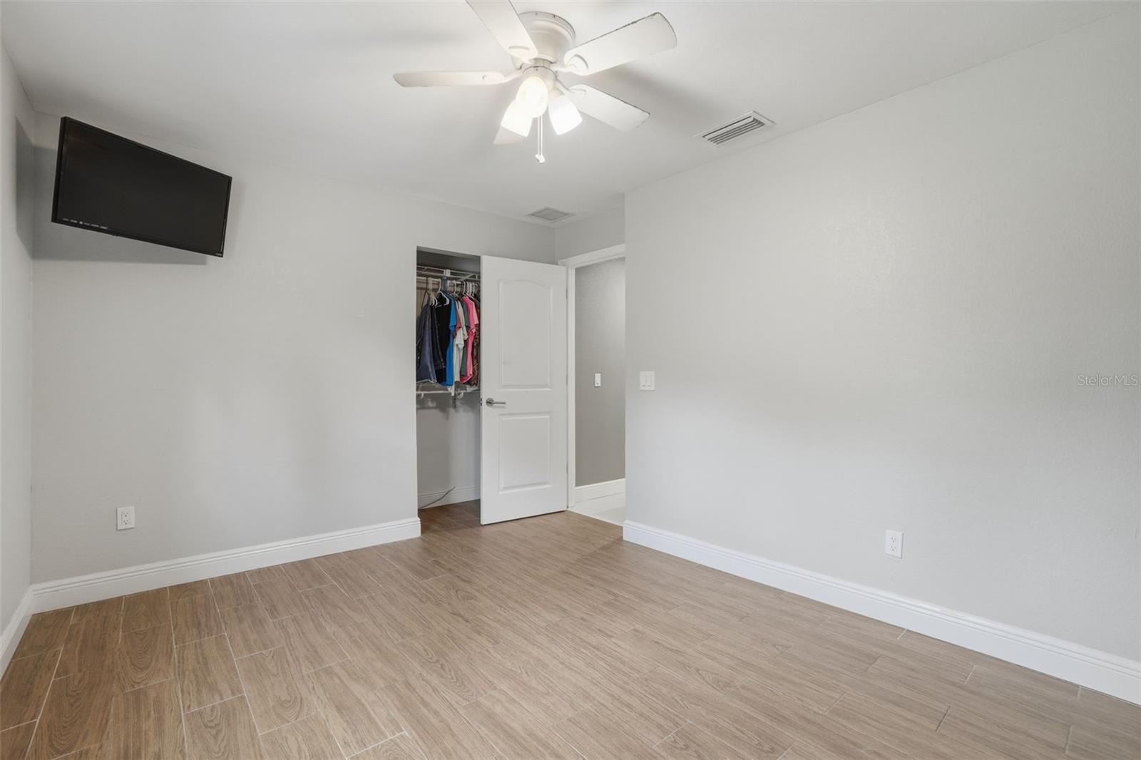 130 E BAHAMA RD, WINTER SPRINGS, FL, 32708