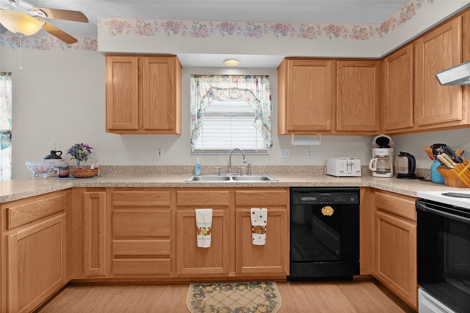 413 WESTWOOD DR, LEESBURG, FL, 34748