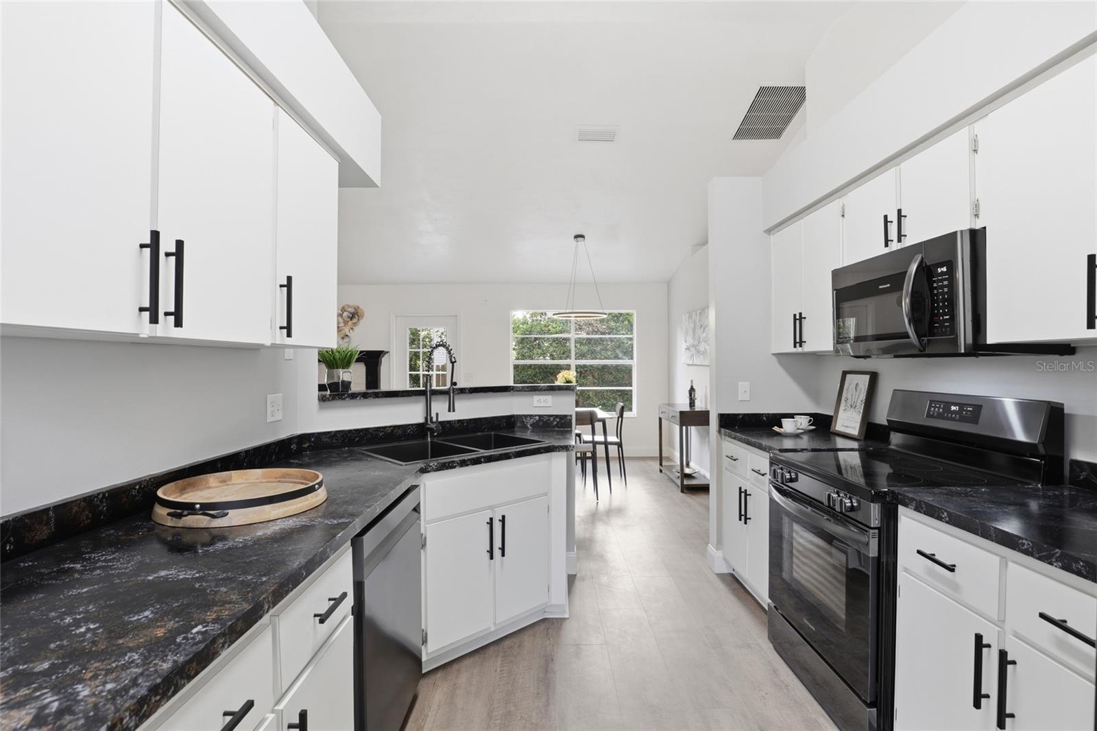 6110 NW 38TH TER, GAINESVILLE, FL, 32653
