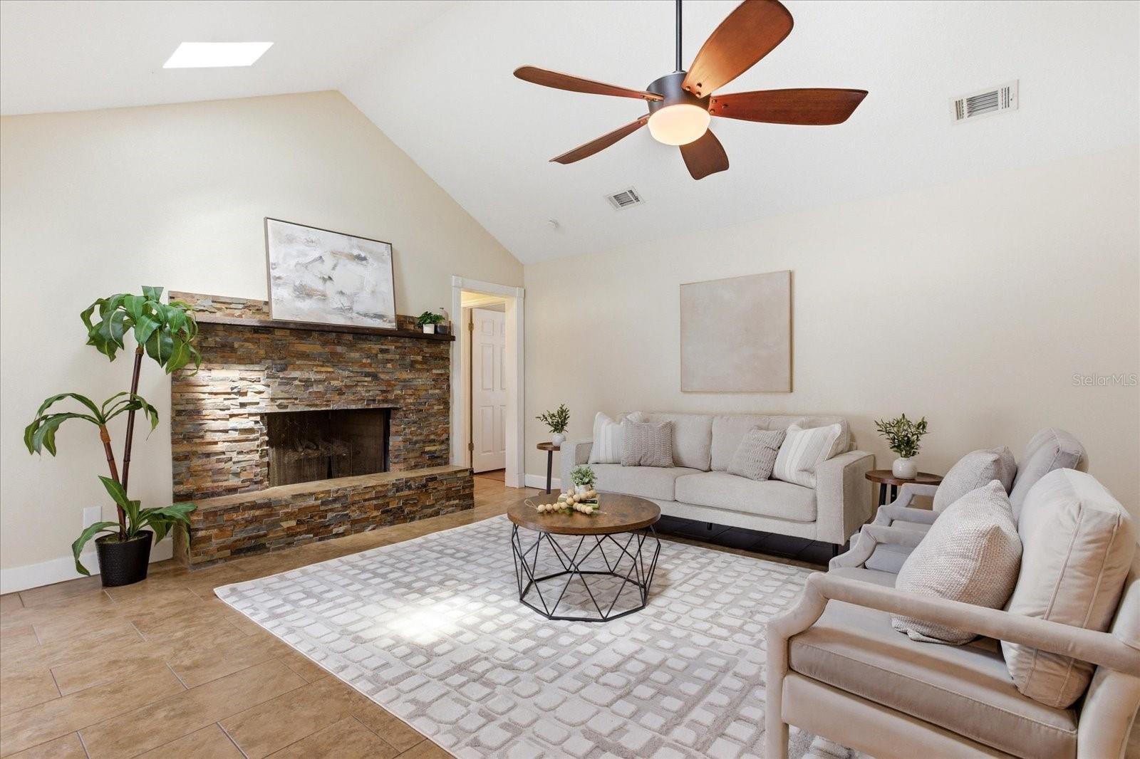 393 WEKIVA COVE RD, LONGWOOD, FL, 32779