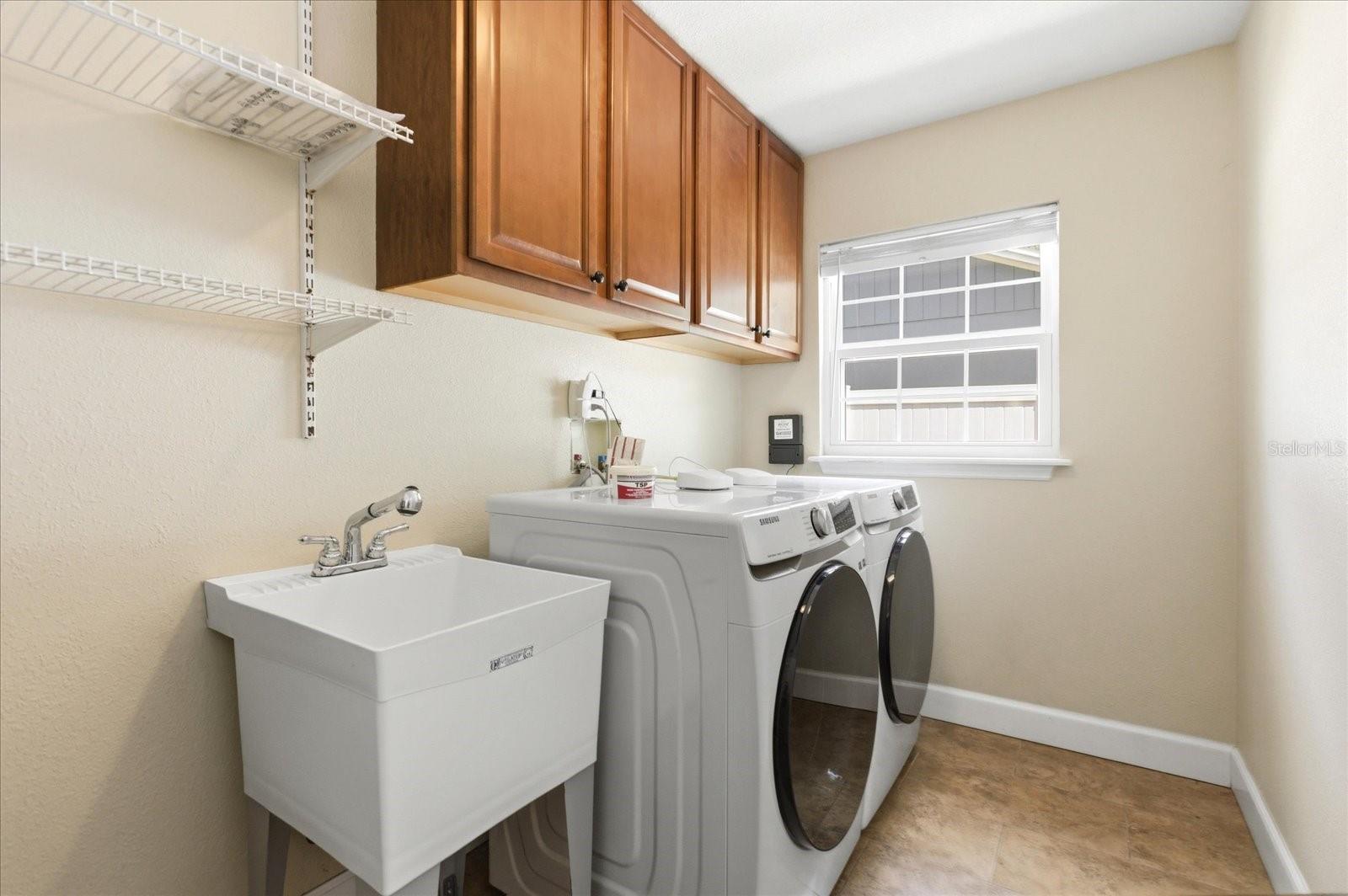 393 WEKIVA COVE RD, LONGWOOD, FL, 32779