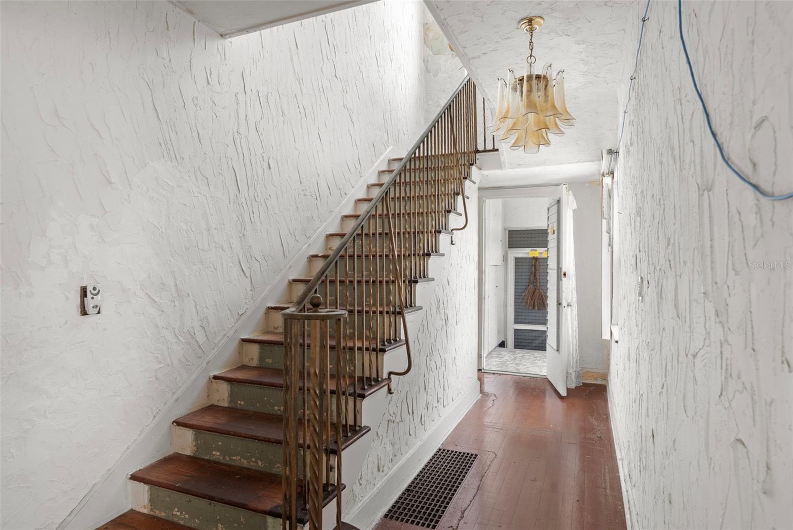 7010 PARK ST S, ST PETERSBURG, FL, 33707