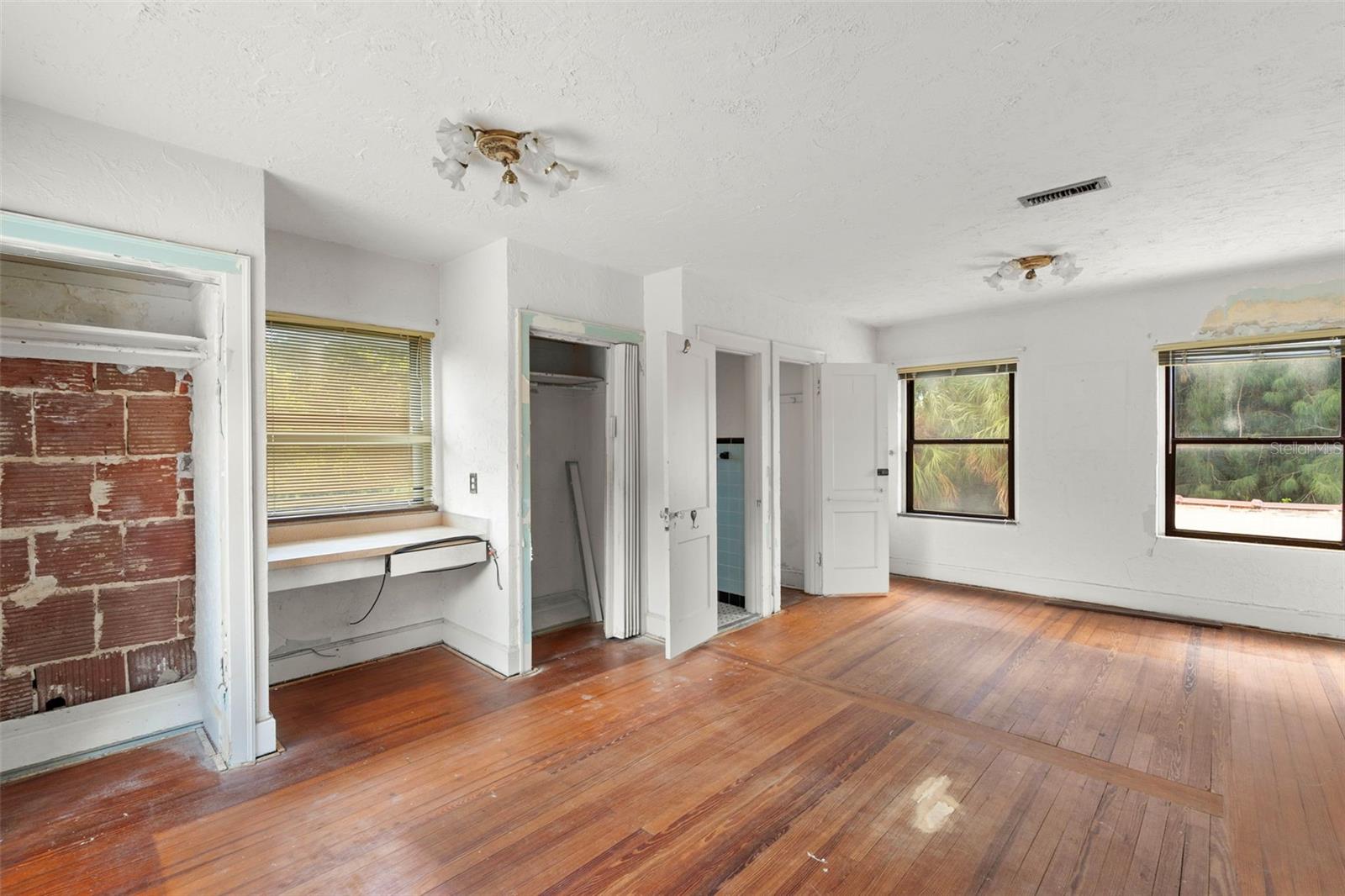 7010 PARK ST S, ST PETERSBURG, FL, 33707