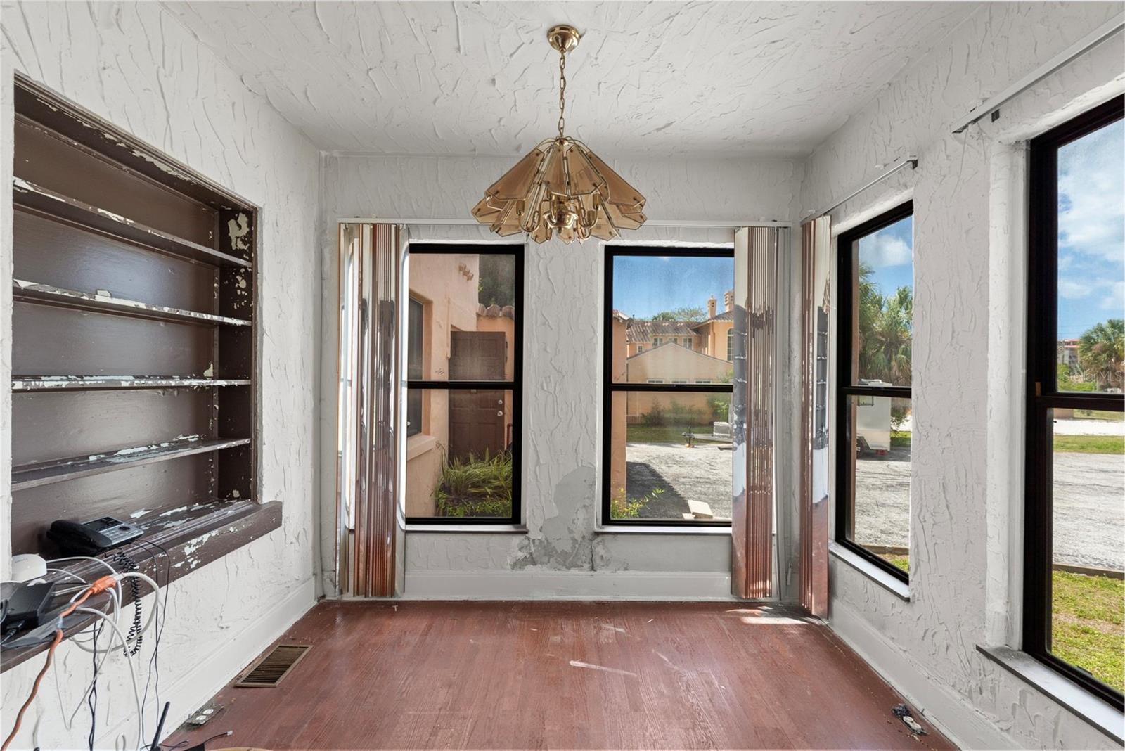 7010 PARK ST S, ST PETERSBURG, FL, 33707