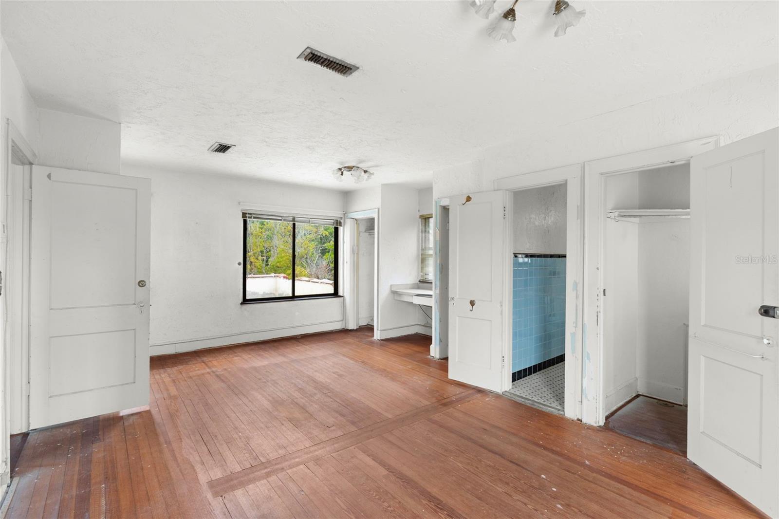 7010 PARK ST S, ST PETERSBURG, FL, 33707