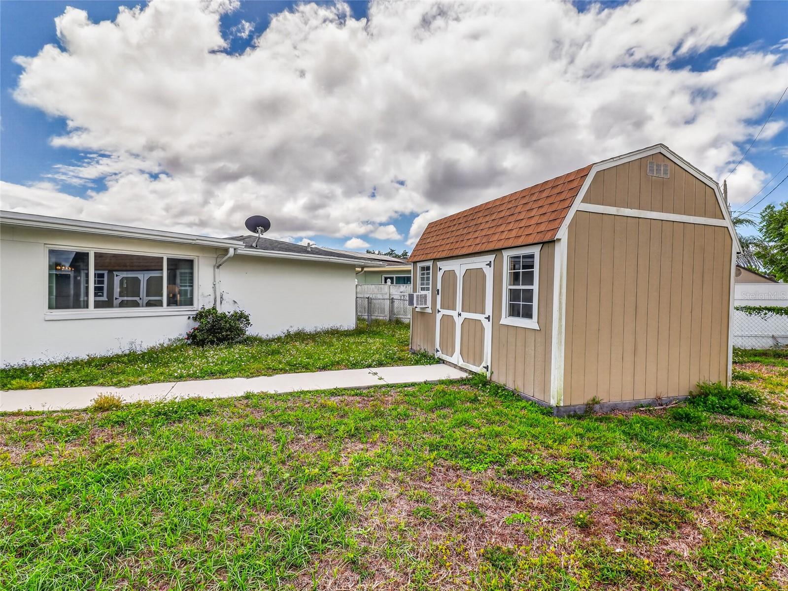 3513 HARBOR BLVD, PORT CHARLOTTE, FL, 33952