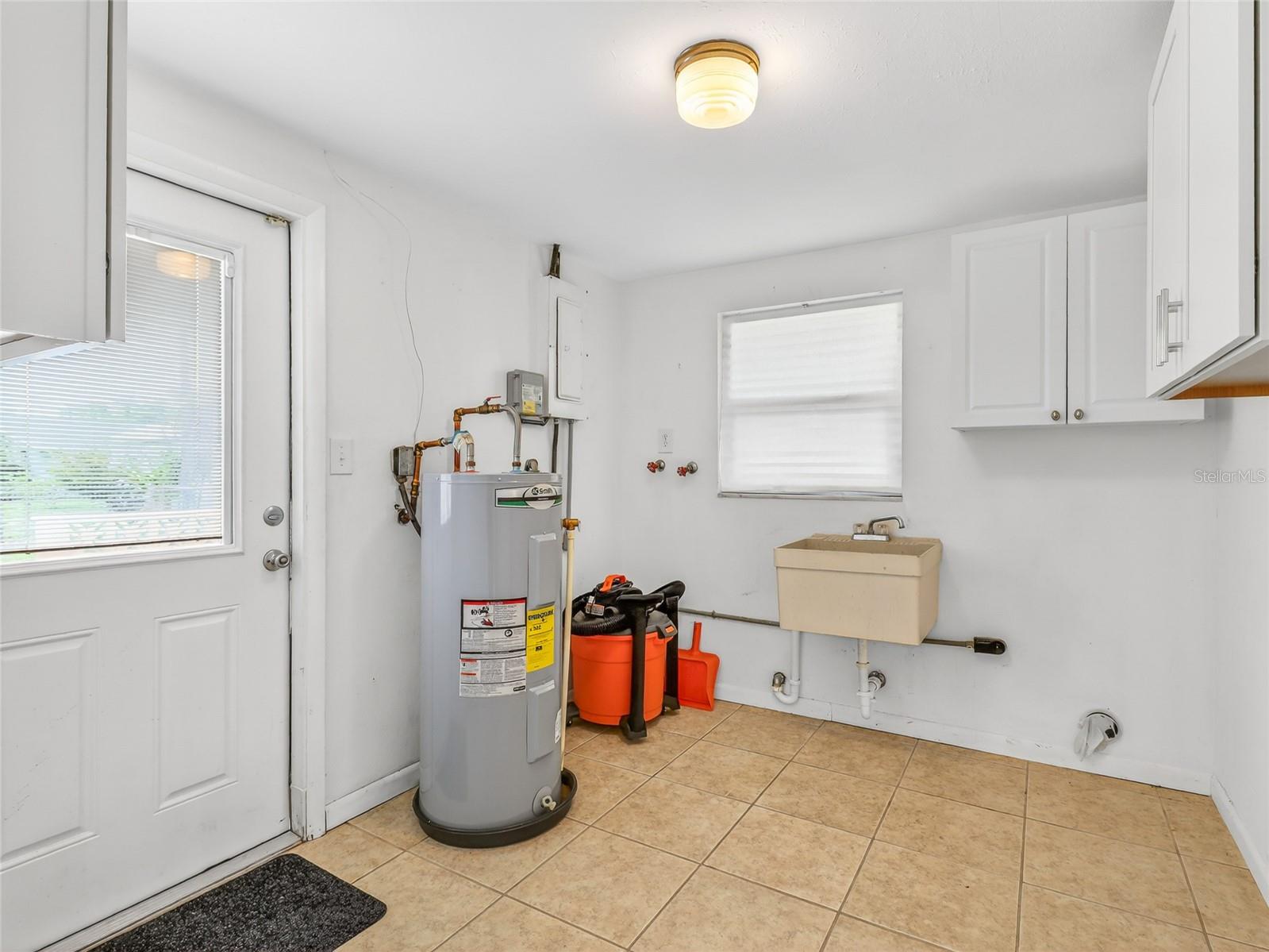 3513 HARBOR BLVD, PORT CHARLOTTE, FL, 33952