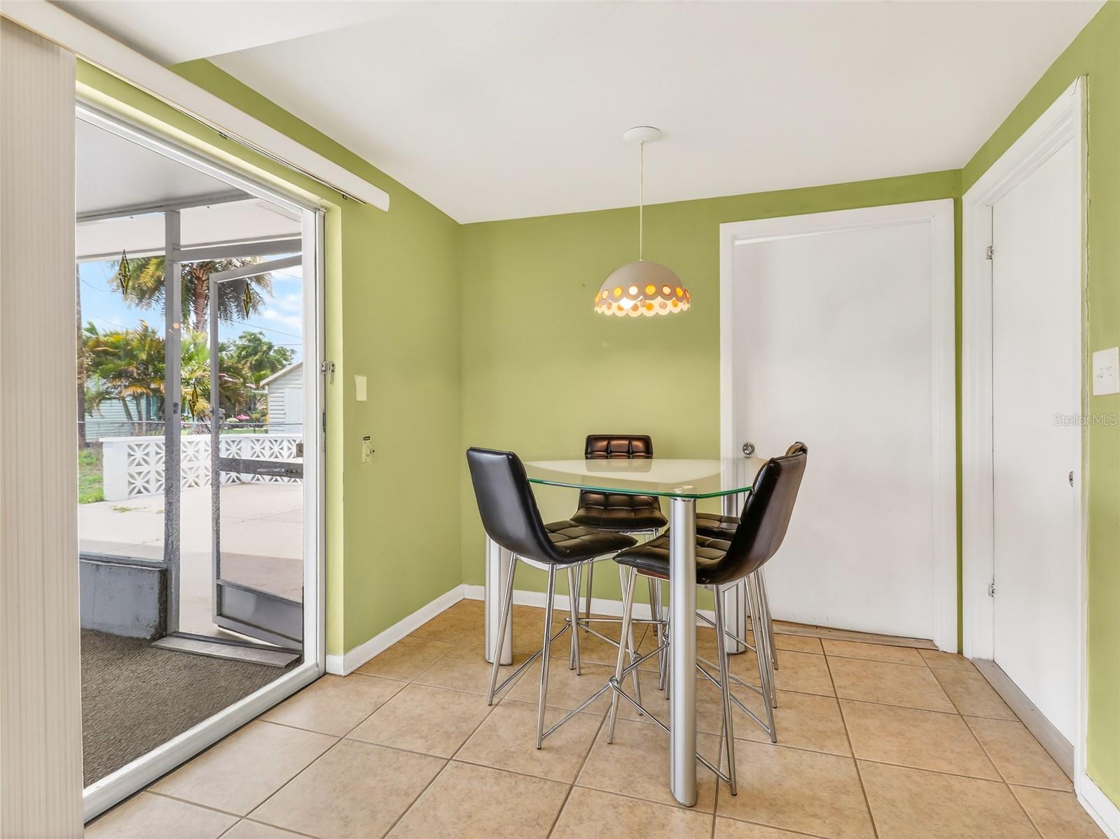 3513 HARBOR BLVD, PORT CHARLOTTE, FL, 33952