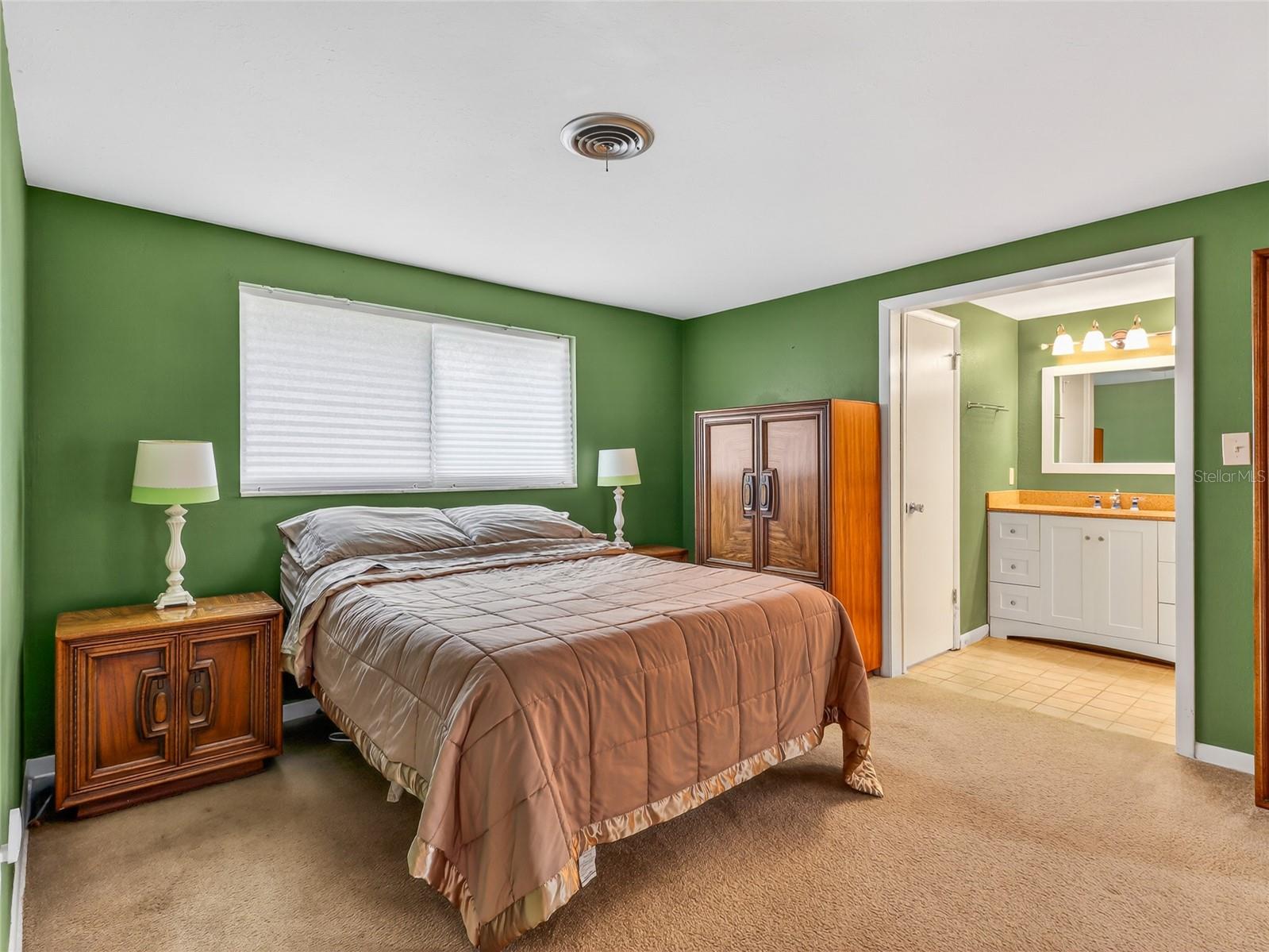 3513 HARBOR BLVD, PORT CHARLOTTE, FL, 33952