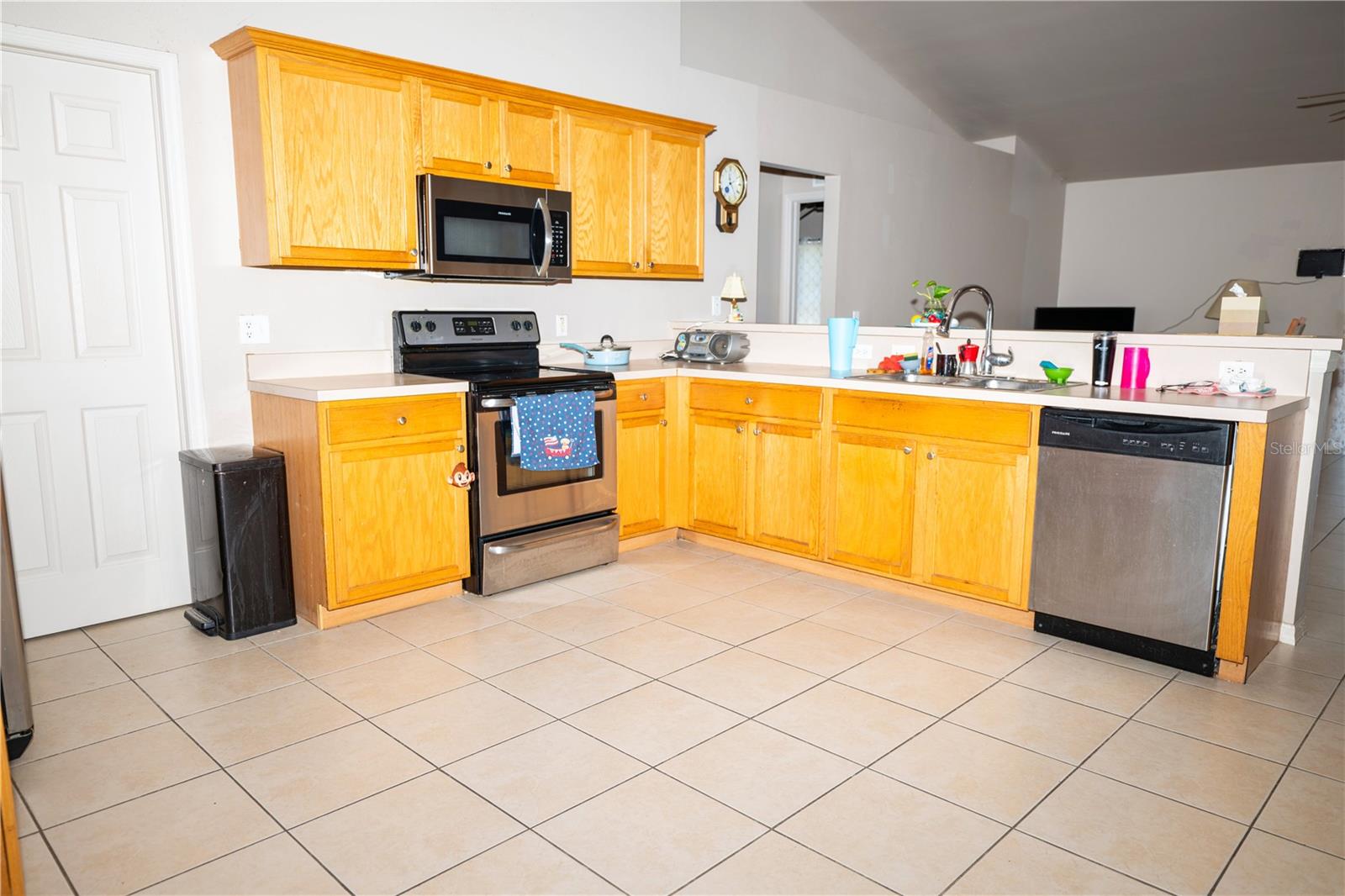 4129 NE 19TH PL, CAPE CORAL, FL, 33909