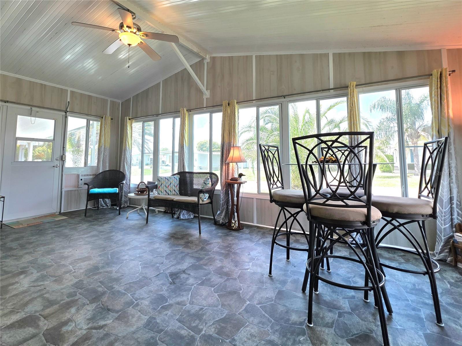 5654 ARROWHEAD DR, ZEPHYRHILLS, FL, 33542