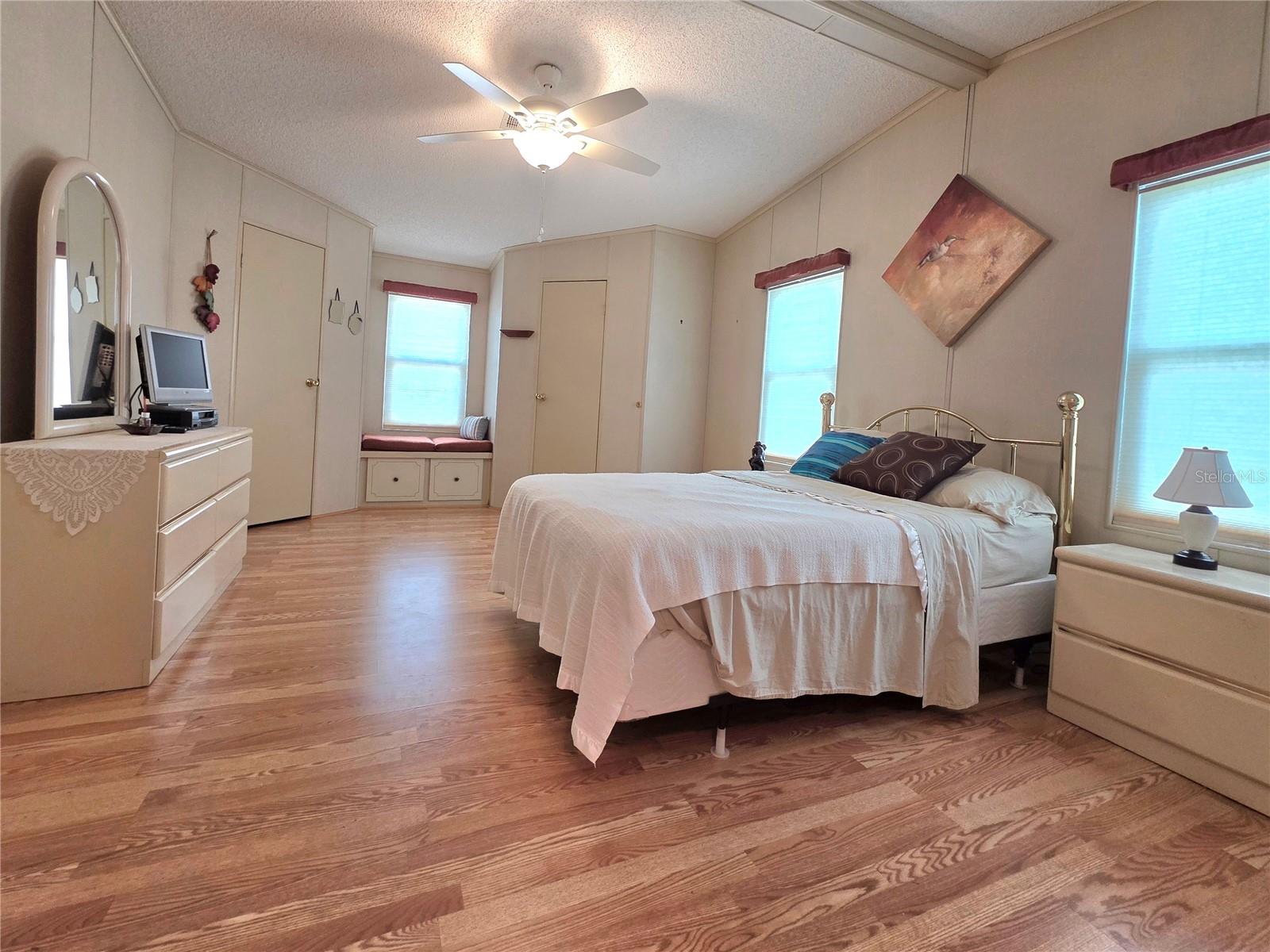 5654 ARROWHEAD DR, ZEPHYRHILLS, FL, 33542