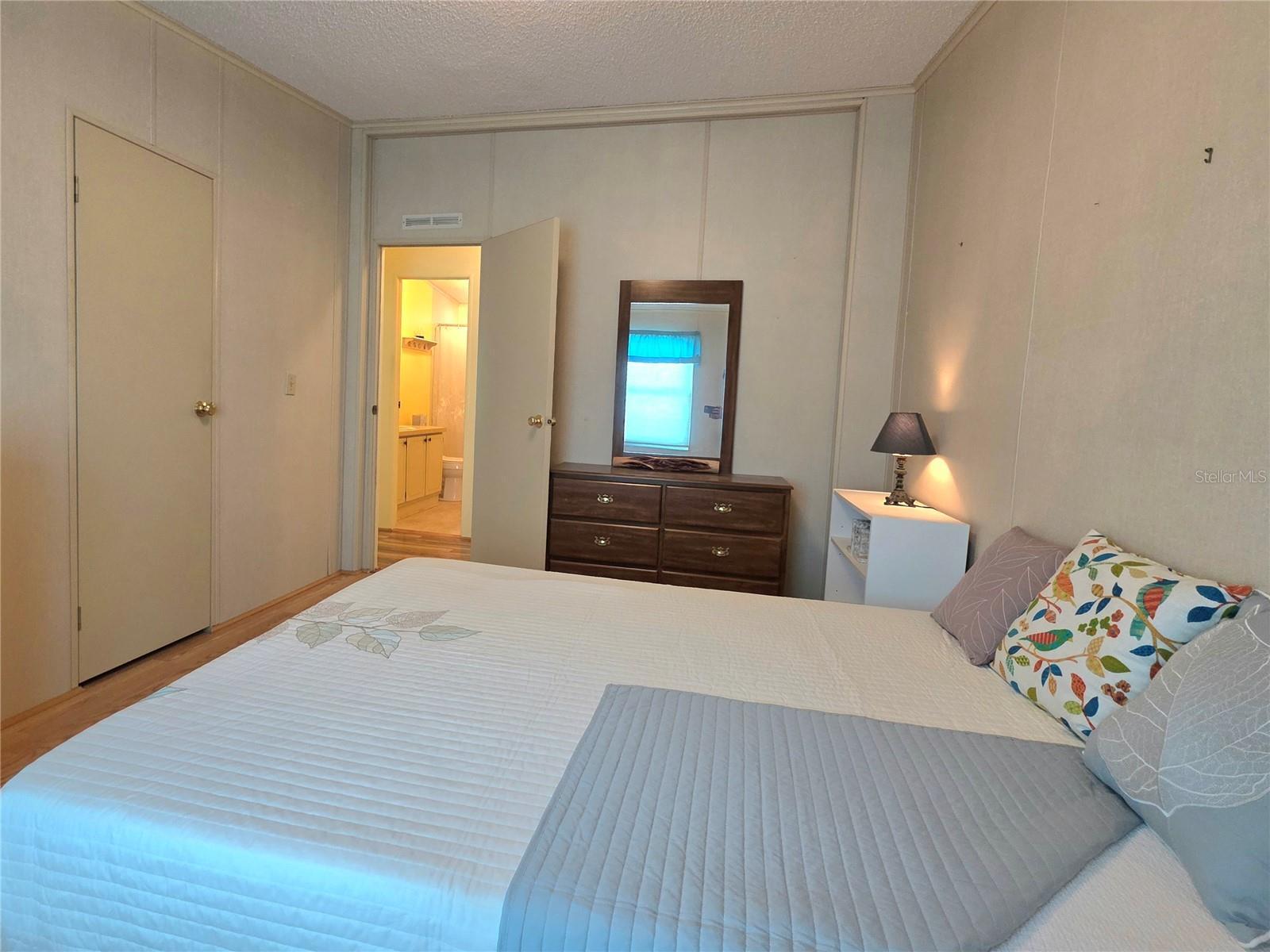 5654 ARROWHEAD DR, ZEPHYRHILLS, FL, 33542