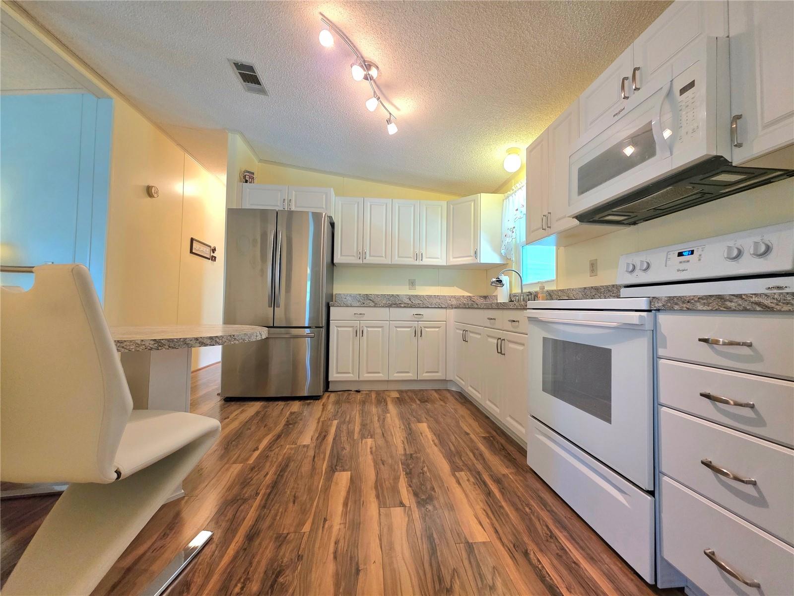 5654 ARROWHEAD DR, ZEPHYRHILLS, FL, 33542