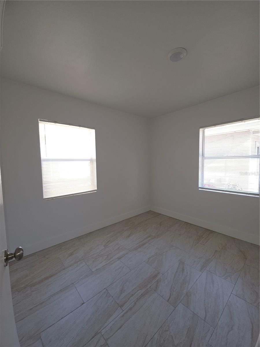 1010 E CENTRAL BLVD, ORLANDO, FL, 32801