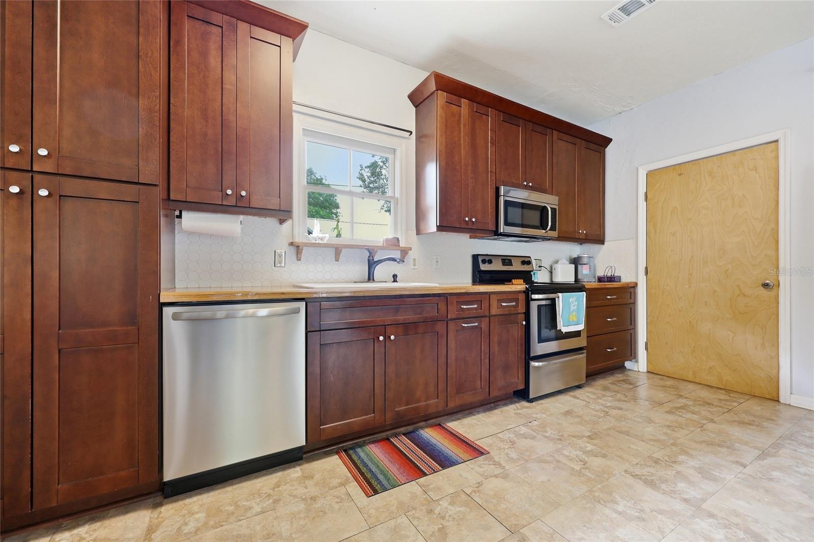 637 NW 4TH ST, GAINESVILLE, FL, 32601