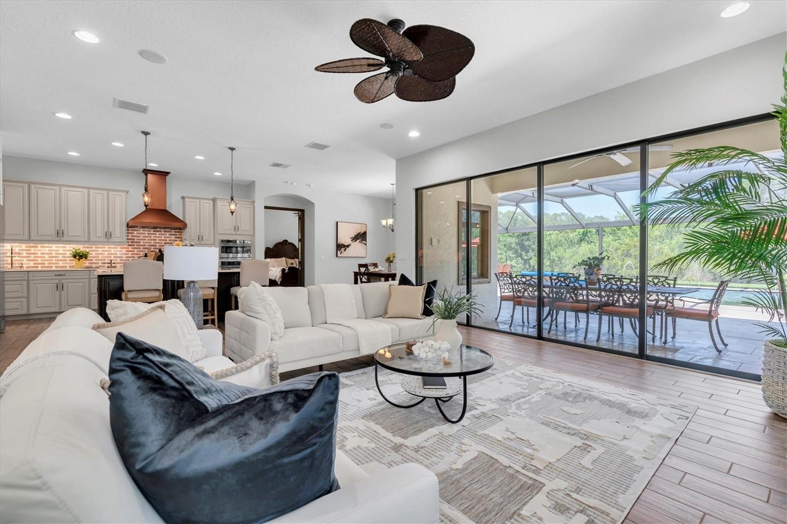 ENDLESS VIEWS FROM THE GRAND ROOM