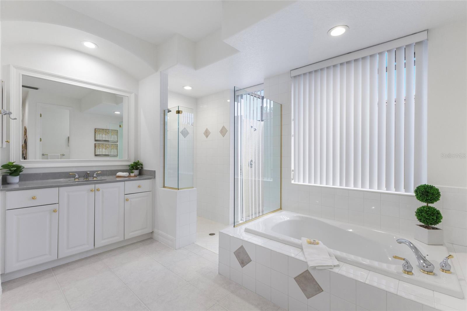 7062 TWIN HILLS TER, LAKEWOOD RANCH, FL, 34202