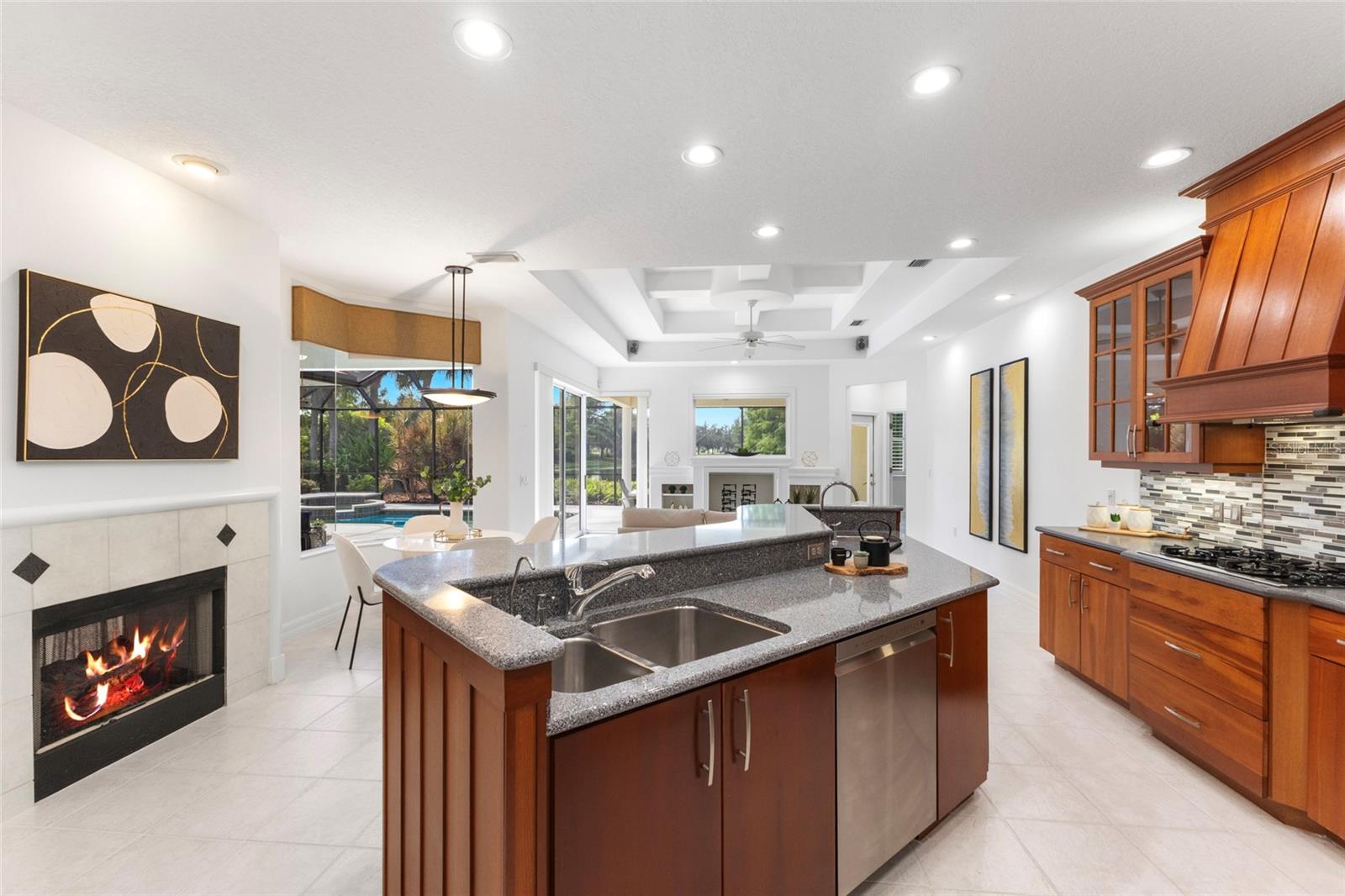 7062 TWIN HILLS TER, LAKEWOOD RANCH, FL, 34202