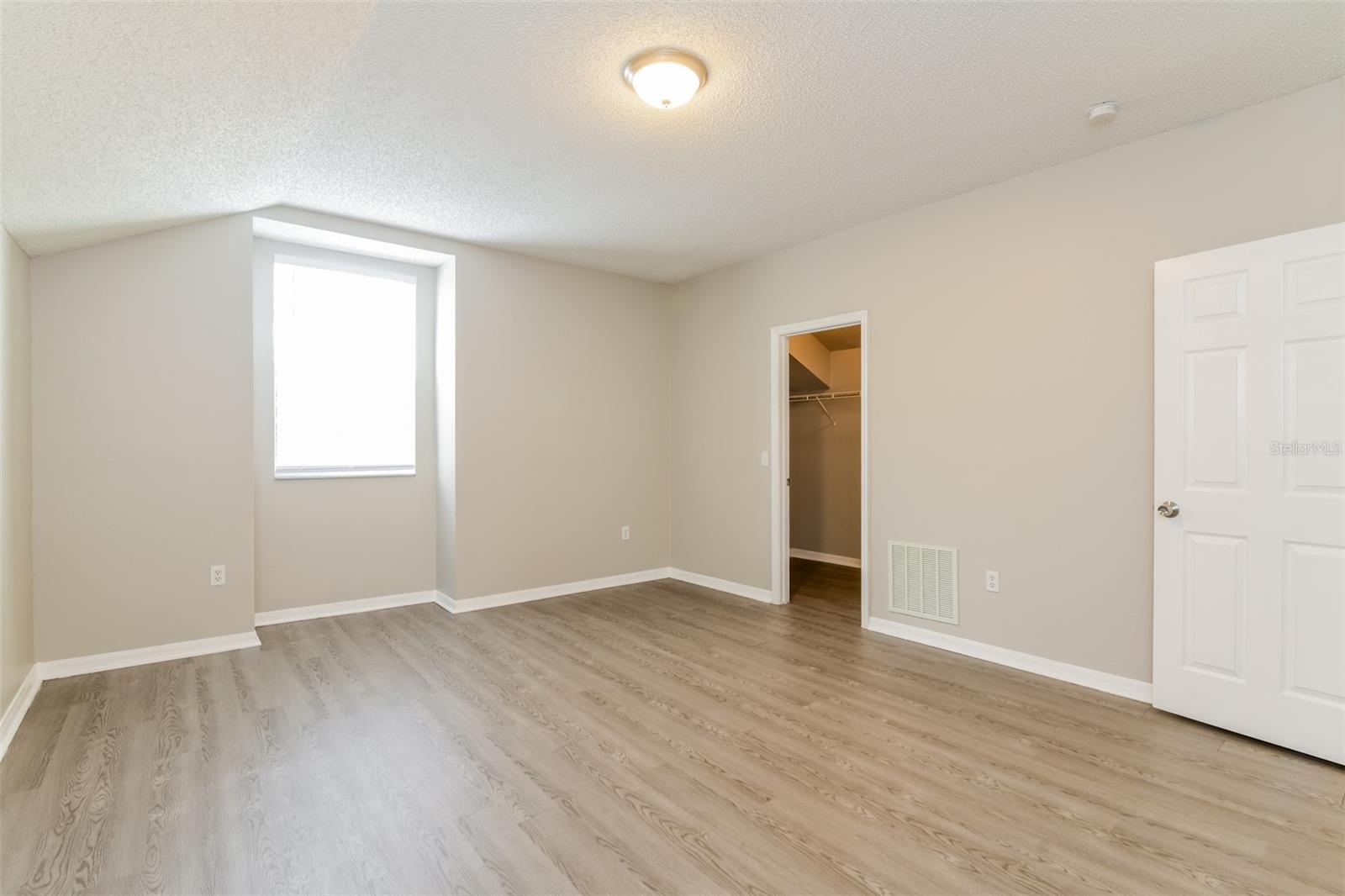 540 ROYAL RIDGE DR, DAVENPORT, FL, 33837