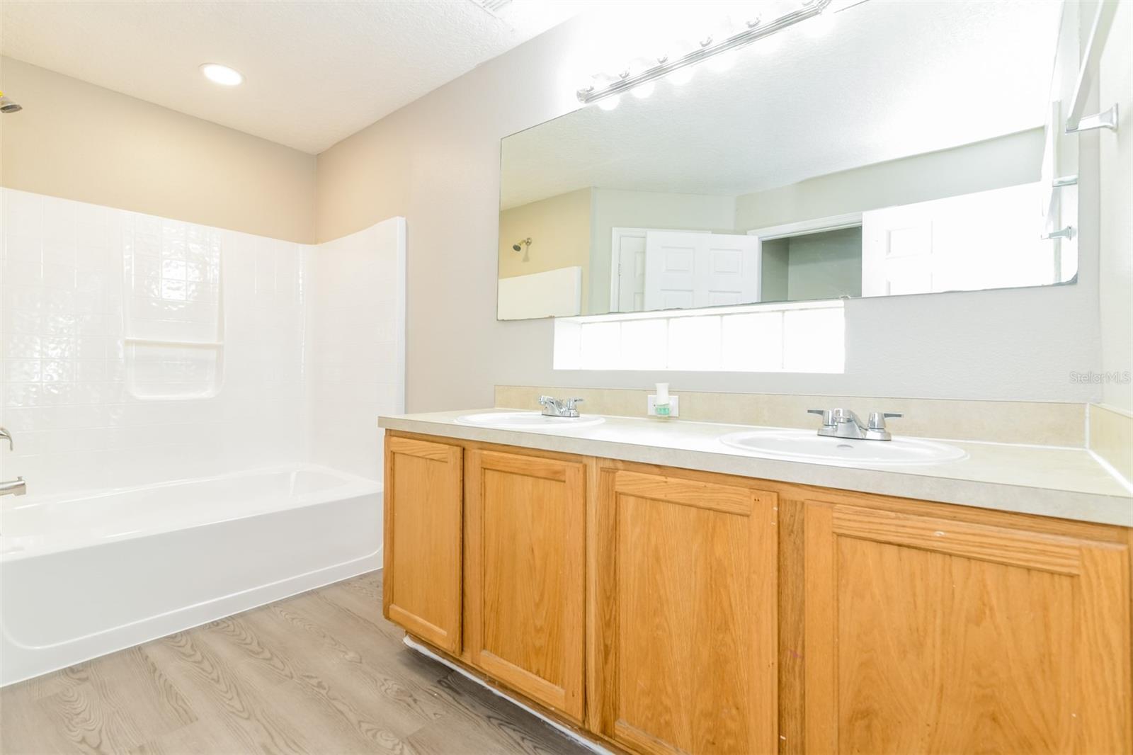 540 ROYAL RIDGE DR, DAVENPORT, FL, 33837