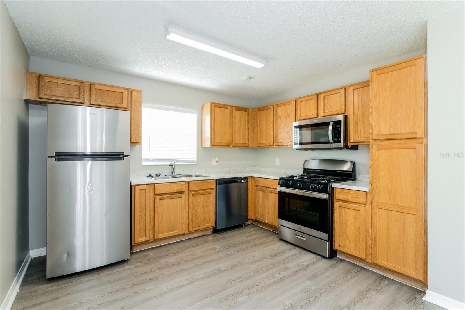 540 ROYAL RIDGE DR, DAVENPORT, FL, 33837