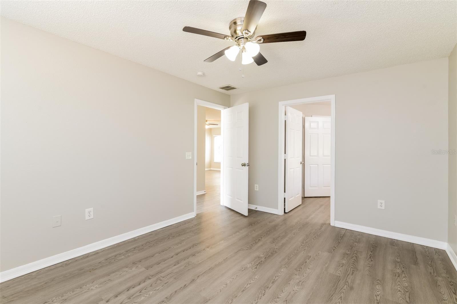 540 ROYAL RIDGE DR, DAVENPORT, FL, 33837