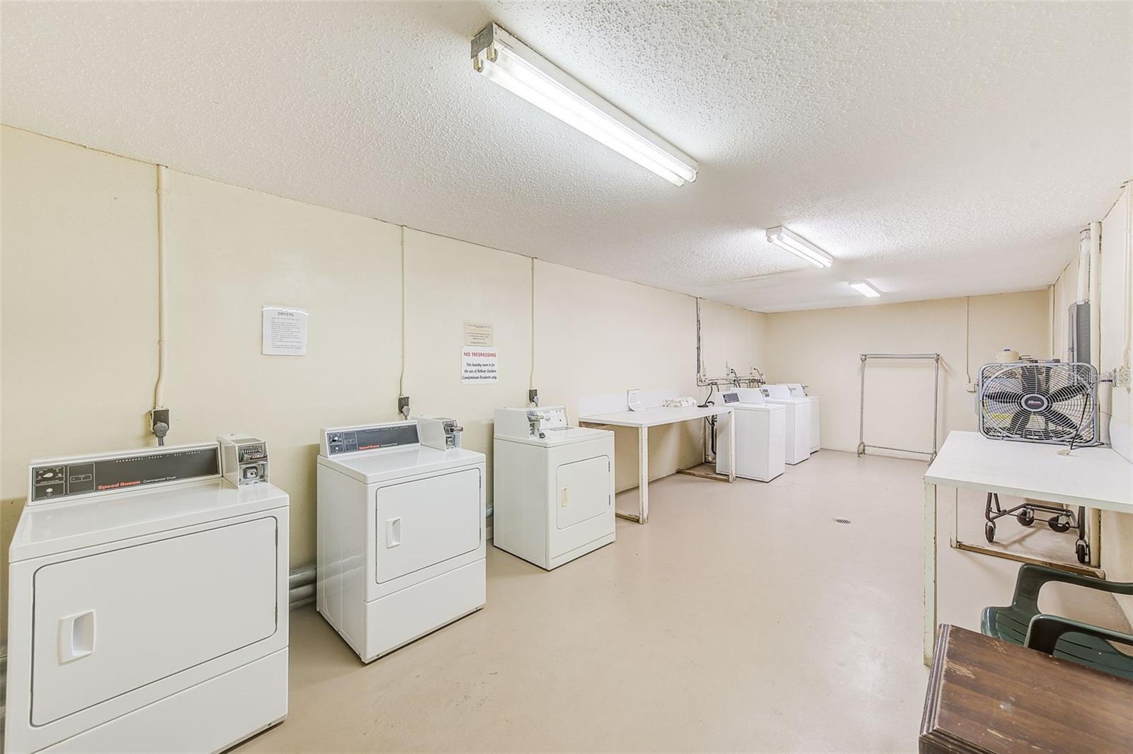 215 VALENCIA BLVD #213, LARGO, FL, 33770