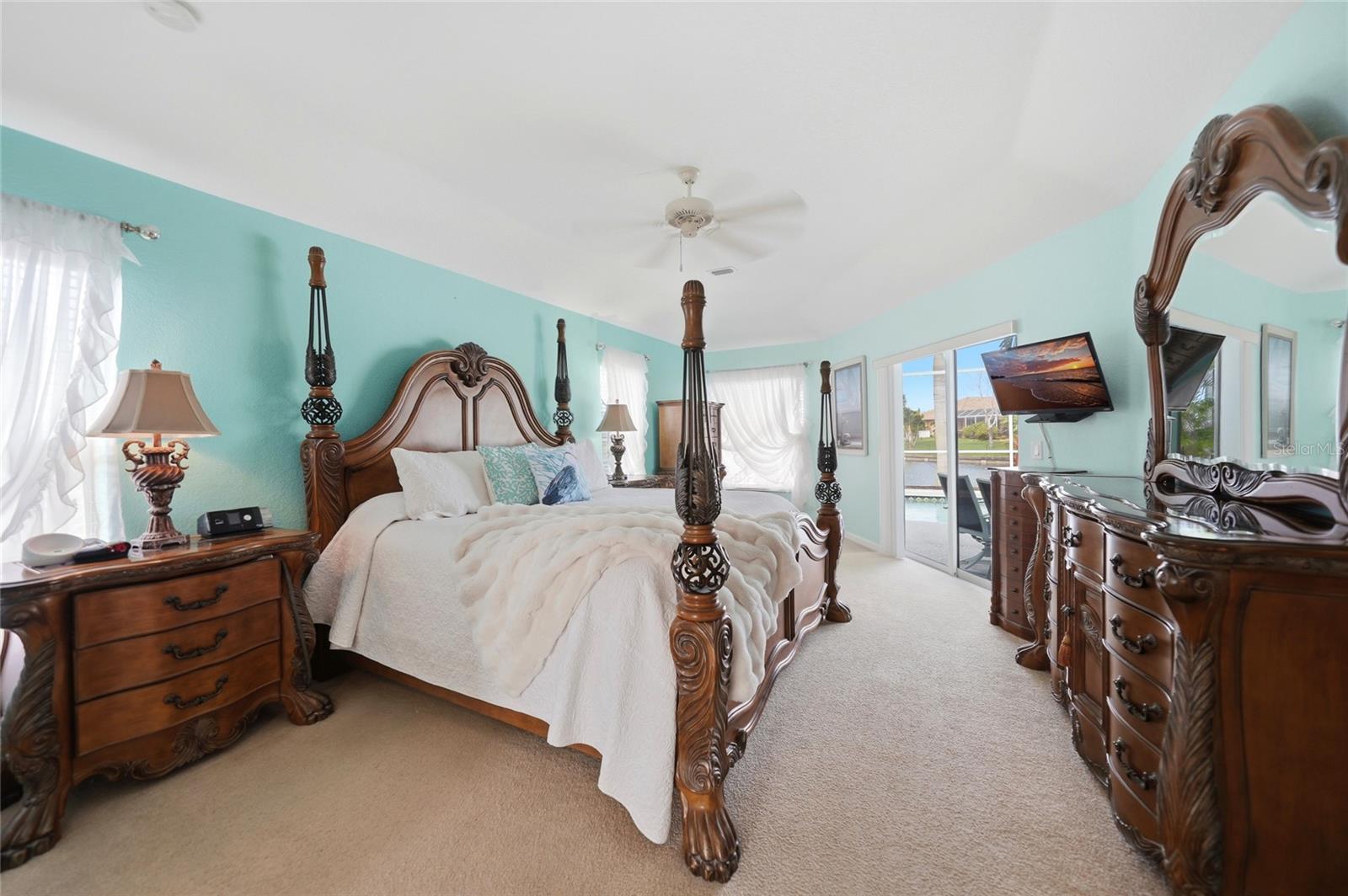 9325 ST PAUL DR, PORT CHARLOTTE, FL, 33981