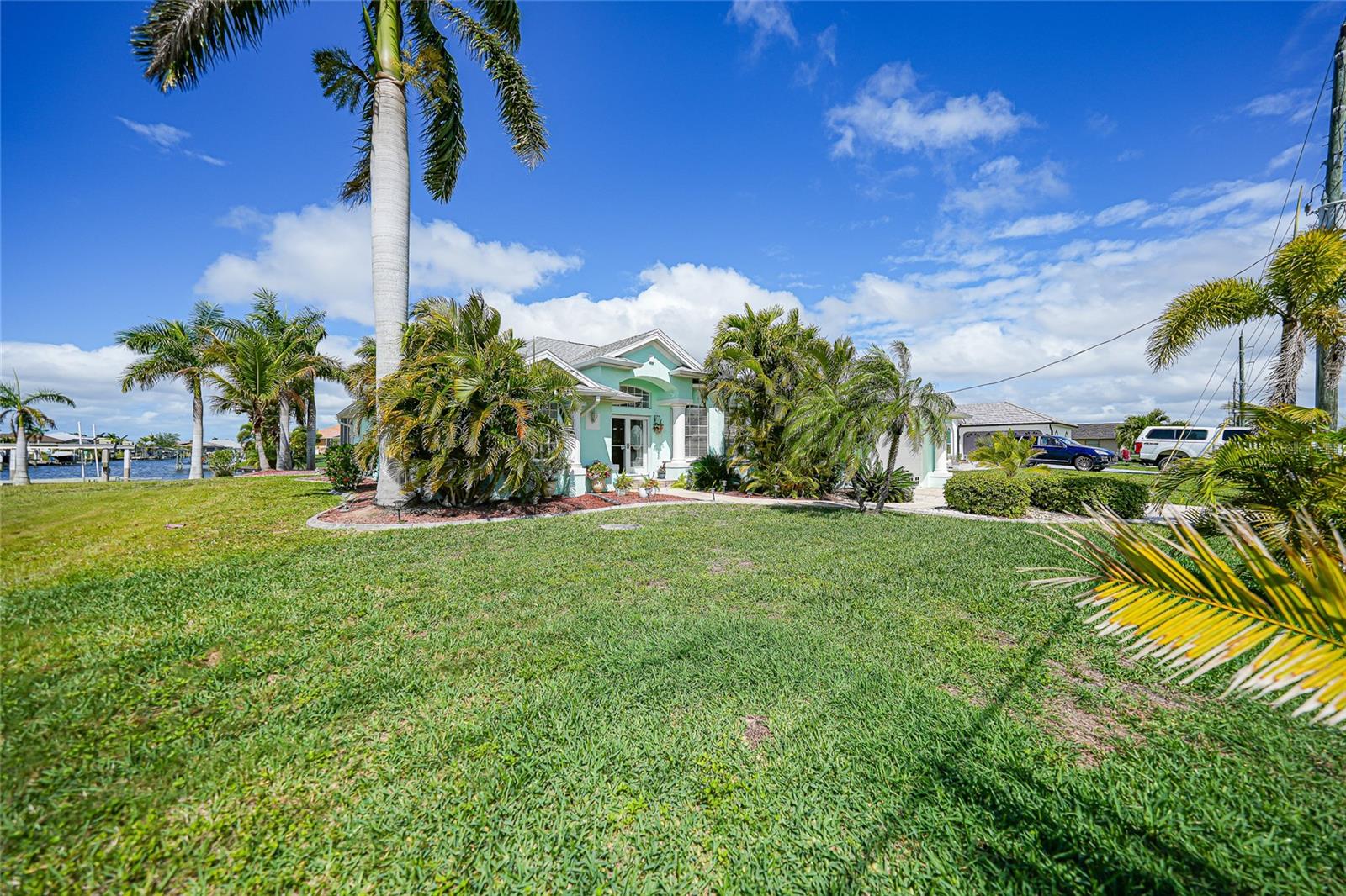 9325 ST PAUL DR, PORT CHARLOTTE, FL, 33981