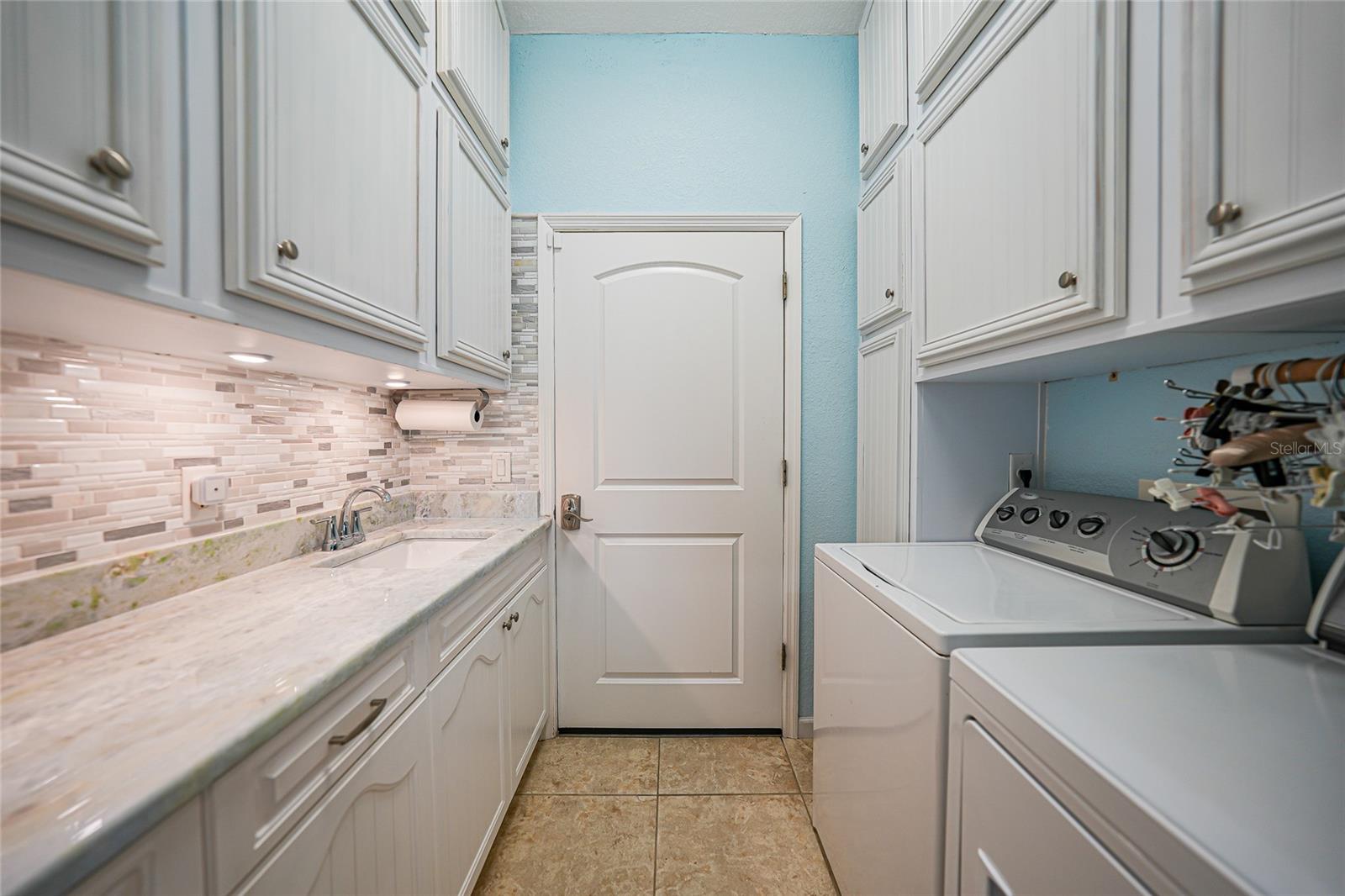 9325 ST PAUL DR, PORT CHARLOTTE, FL, 33981