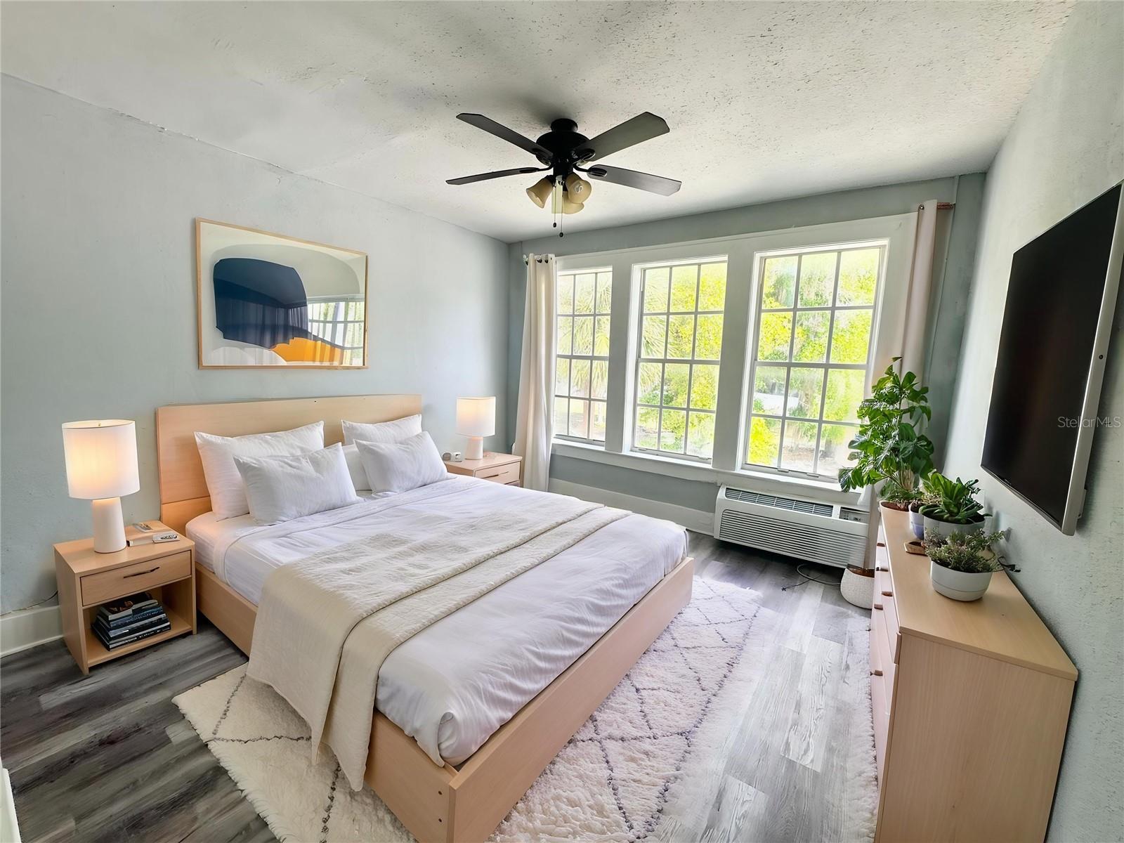 704 CORDOVA DR #6, ORLANDO, FL, 32804