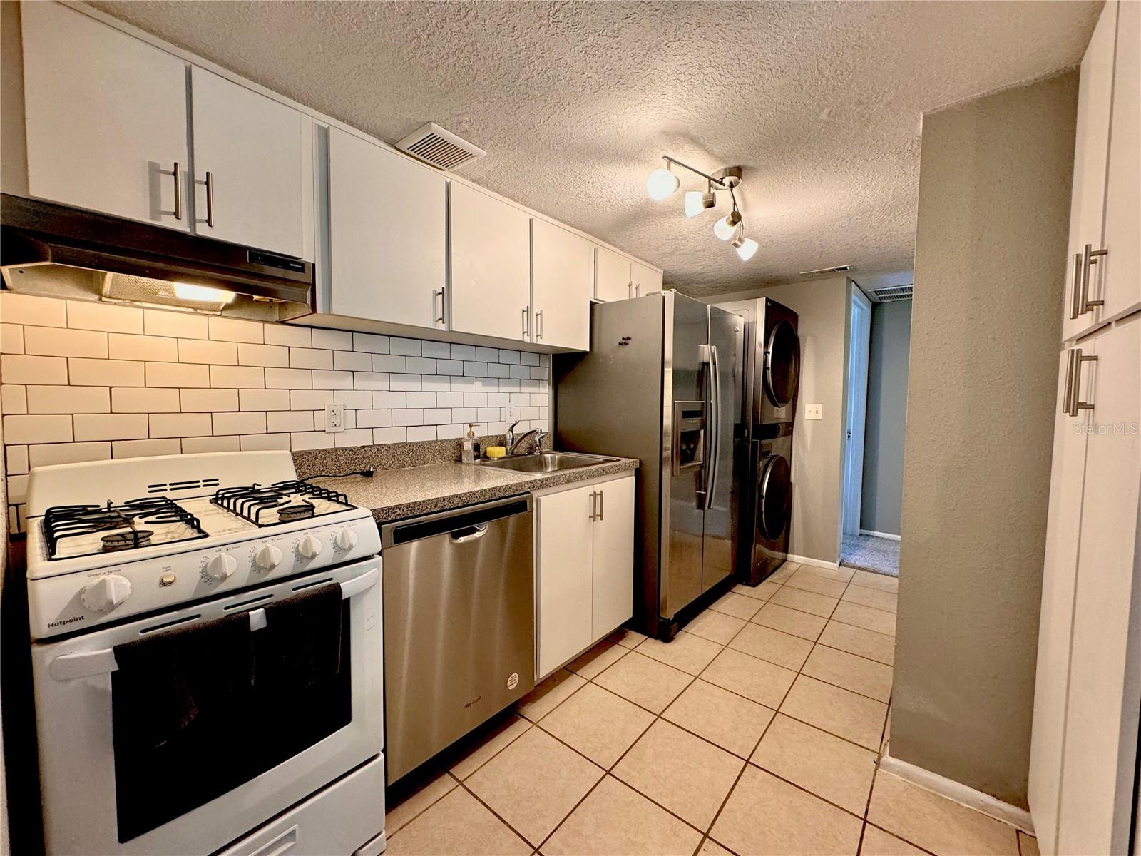 120 BLUE POINT WAY #320, ALTAMONTE SPRINGS, FL, 32701