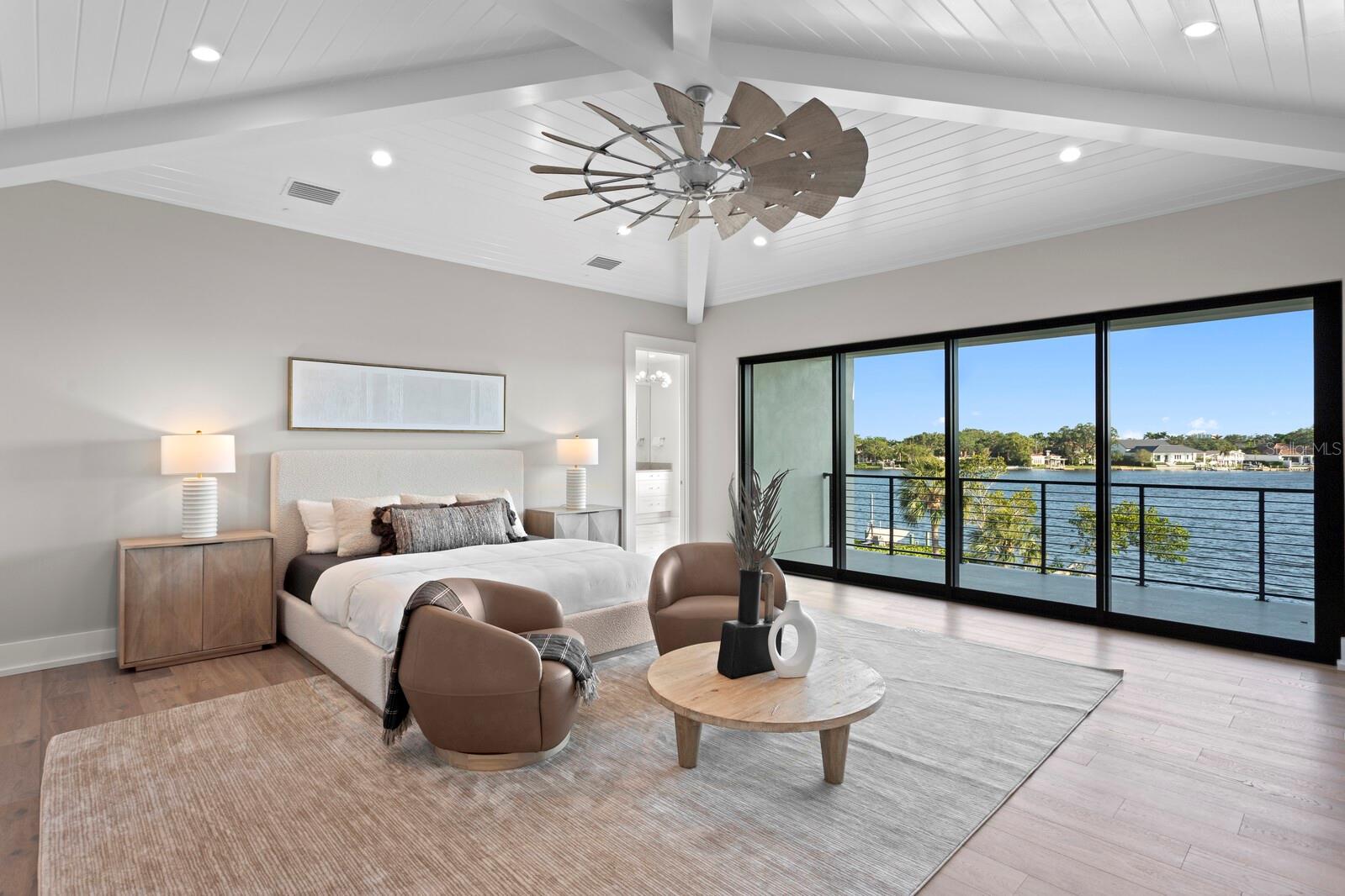 337 COFFEE POT DR NE, ST PETERSBURG, FL, 33704