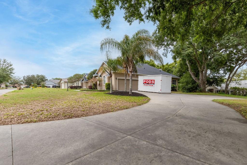 34041 VALENCIA DR, LEESBURG, FL, 34788