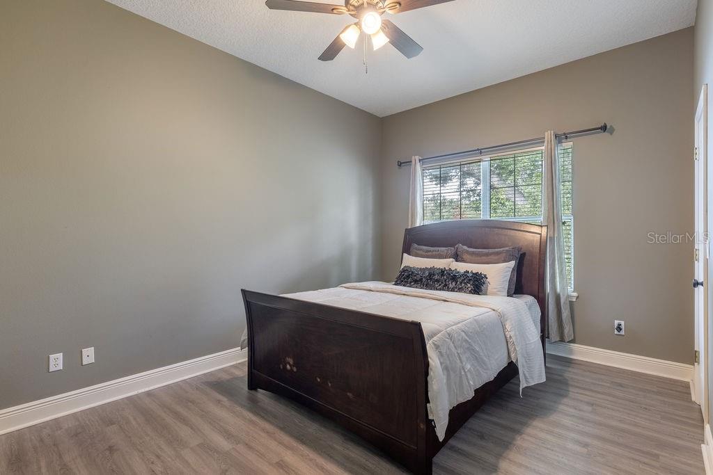 34041 VALENCIA DR, LEESBURG, FL, 34788