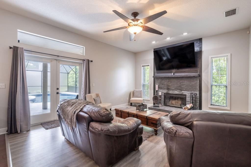 34041 VALENCIA DR, LEESBURG, FL, 34788