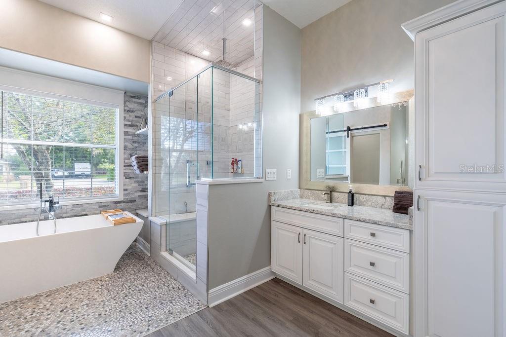 34041 VALENCIA DR, LEESBURG, FL, 34788